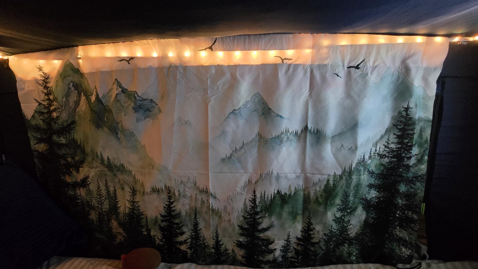 Zussun Misty Forest Mountain Tapestry Sage Green Nature Pine Tree Tapestry for Bedroom Aesthetic Watercolor Foggy Woodlands Birds Landscape Tapestries Wall Hanging for Living Room Dorm 48 x 36 Inch customer photo 2
