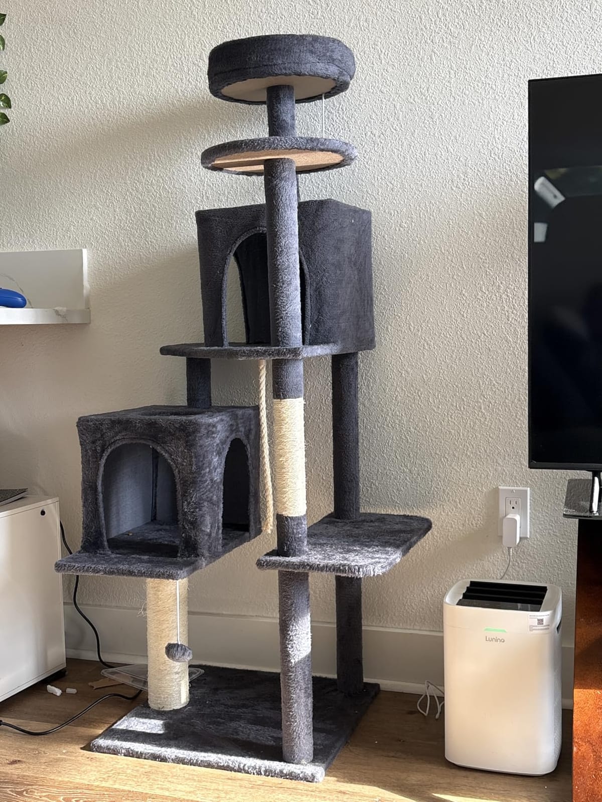 58.5inch Large Cat Tree Tower Condo for Indoor Cats, Soft Plush Multi-Level Climbing Tree Cat House with Cat Cave, Scratching Post, More Entrance/Exit, Sisal Rope, Grey Black customer photo 2