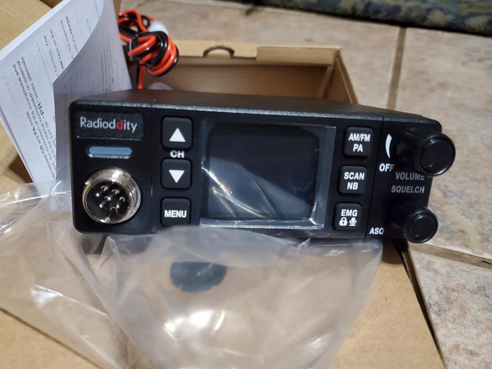 Radioddity CB-606 Pro AM/FM/PA Mobile CB Radio, 4W, 40CH, 2.2