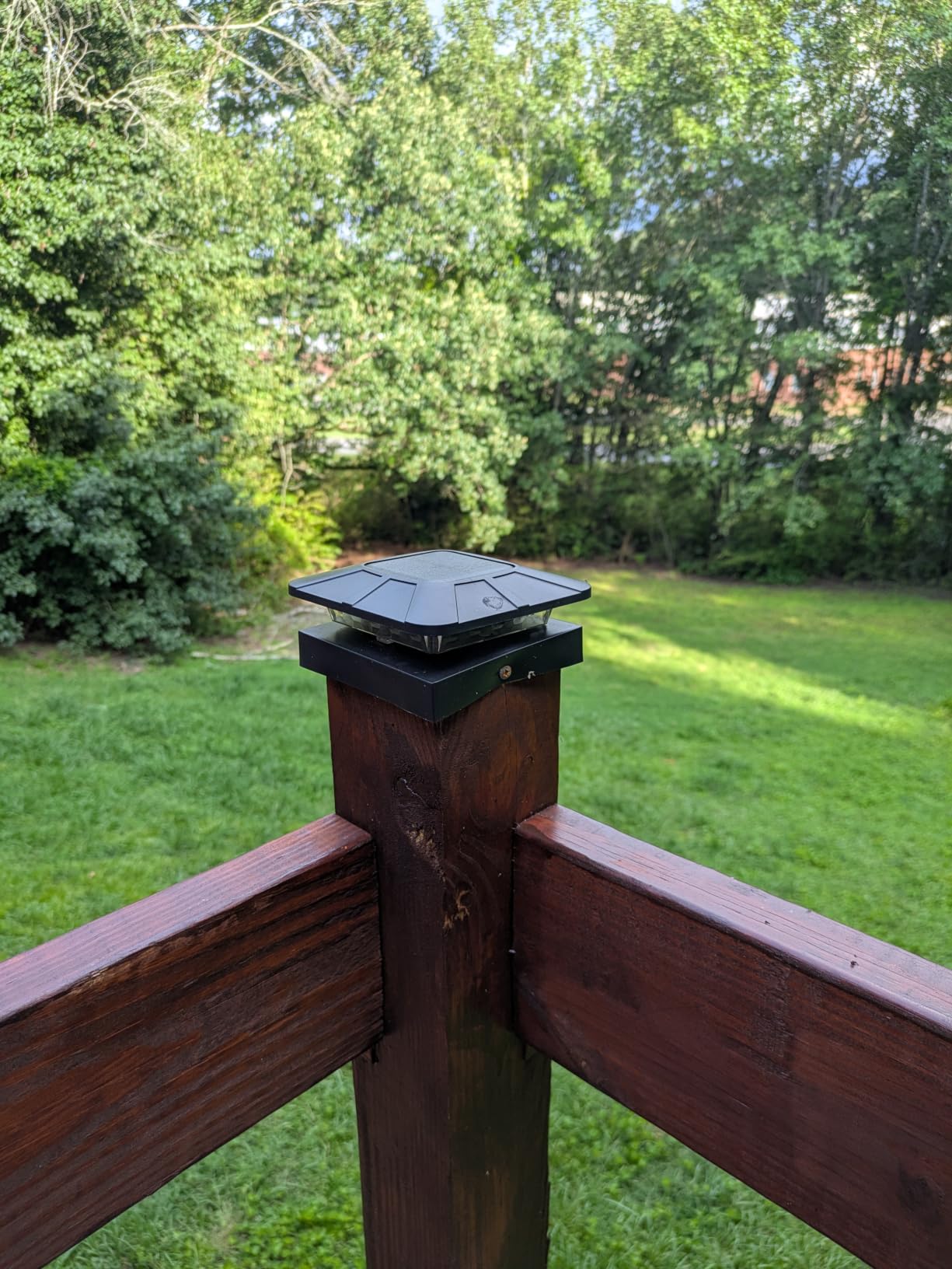 Peasur 4x4 Solar Post Cap Lights Outdoor with 3 Lighting Modes, 2 Packs LED Post Light Solar Powered Waterproof, Fence Deck Lights for 4×4/3.5×3.5 Wood/Vinyl Posts customer photo 2