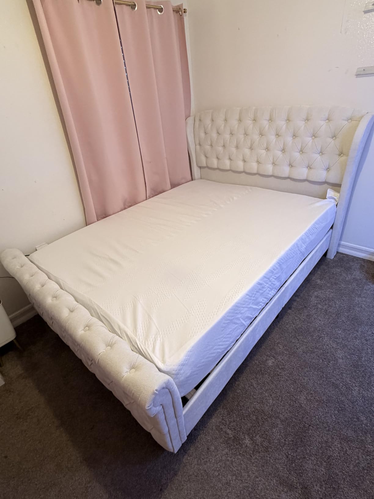Novilla Queen Size Mattress, 14 Inch Gel Memory Foam Mattress for Cooling customer photo 1