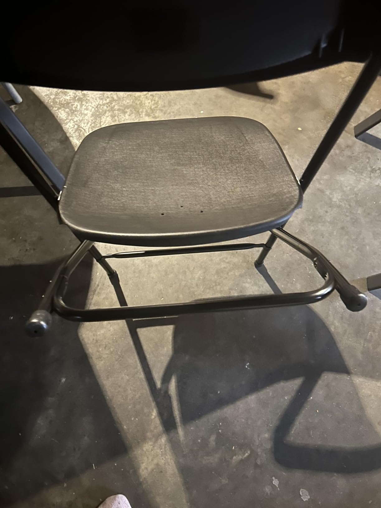 Our Modern Space 10 Pack Foldable Plastic Chair | Folding & Stackable | 350 lbs Capacity Steel Frame Seats for Indoor Outdoor | Commercial Use Events Wedding Party Bulk Picnic Kitchen Dining - Black customer photo 1