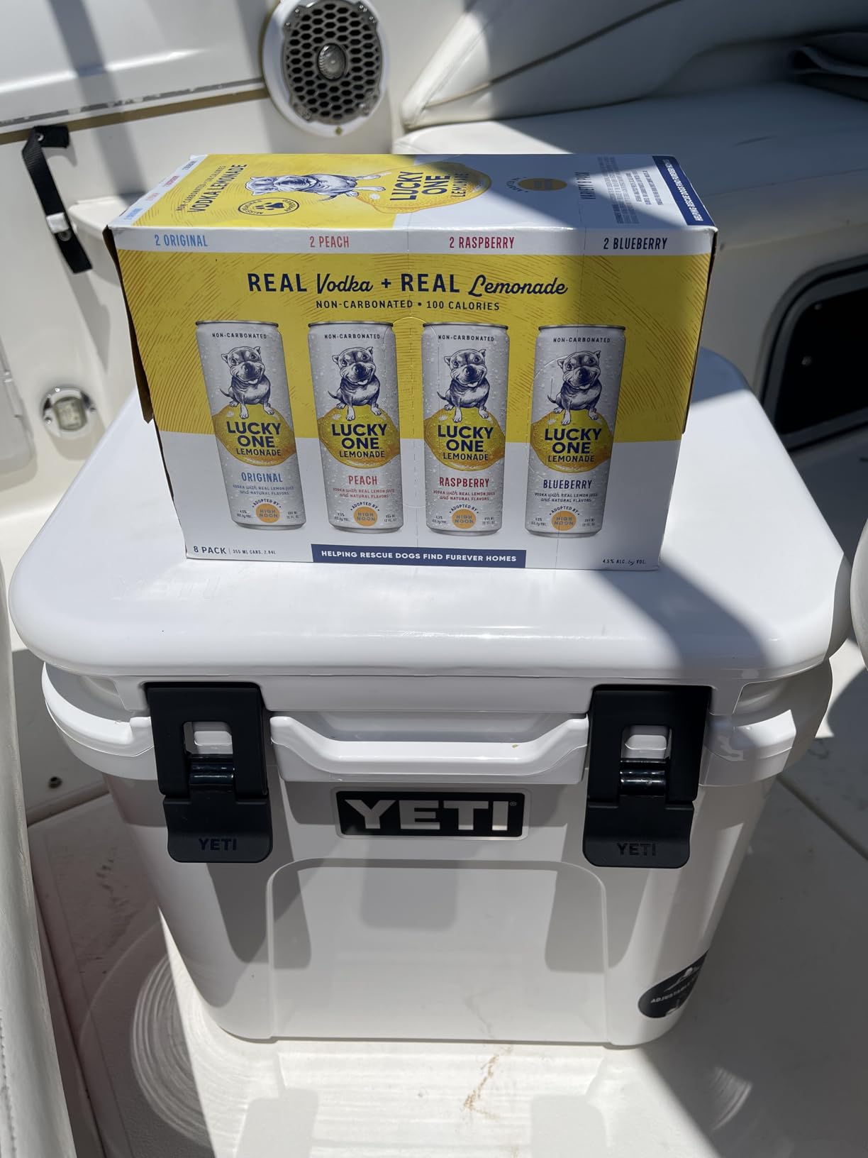 YETI Roadie 24 2.0 Hard Cooler with DoubleDuty Shoulder Strap and Drain Plug customer photo 1