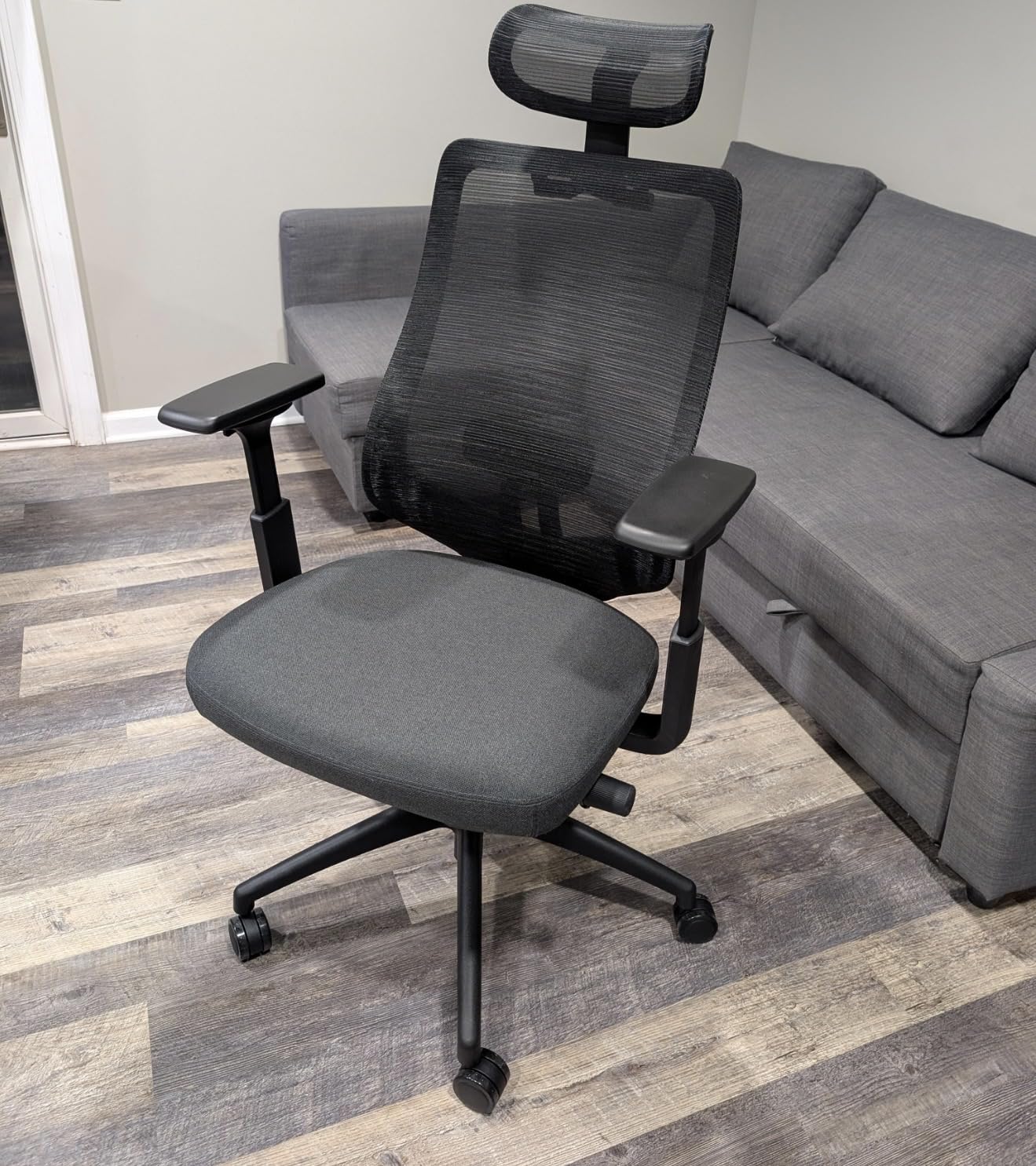 COLAMY Ergonomic Mesh Office Chair, High Back Office Chair, Computer Executive Desk Chair with Lumbar Support,Adjustable Headrest and 4D Arms, Slide Seat, Tilt Lock-Darkgrey New customer photo 1