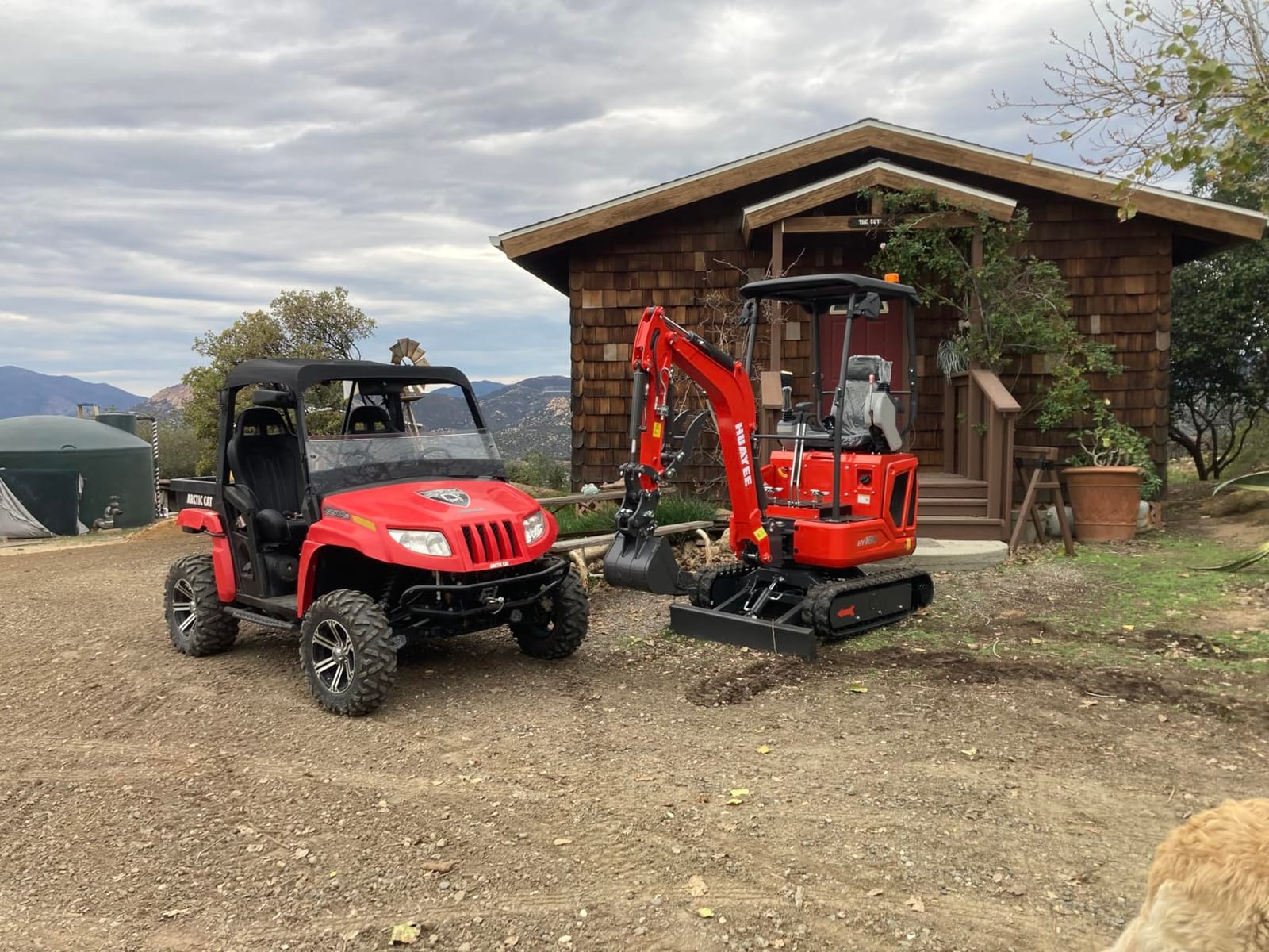 1.4 Ton Mini Excavator, Compact KU bota Digger for Landscaping customer photo 1