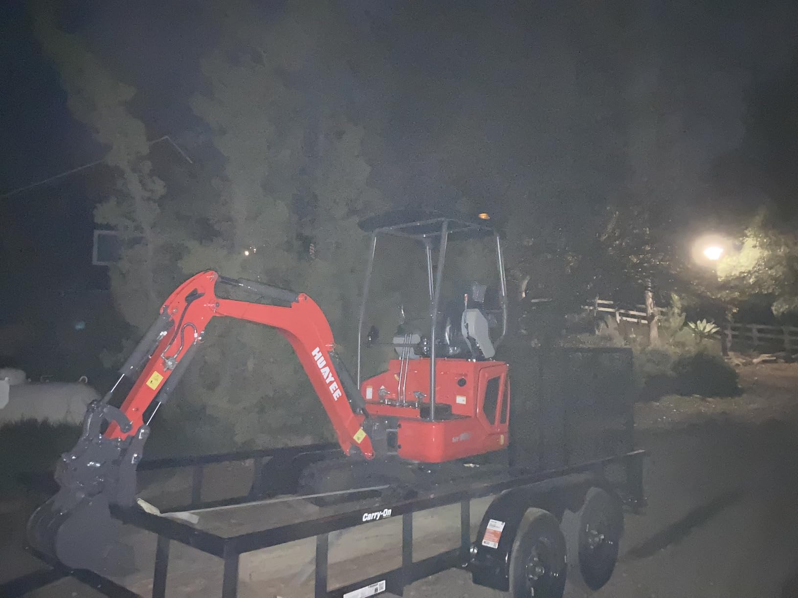 1.4 Ton Mini Excavator, Compact KU bota Digger for Landscaping customer photo 2