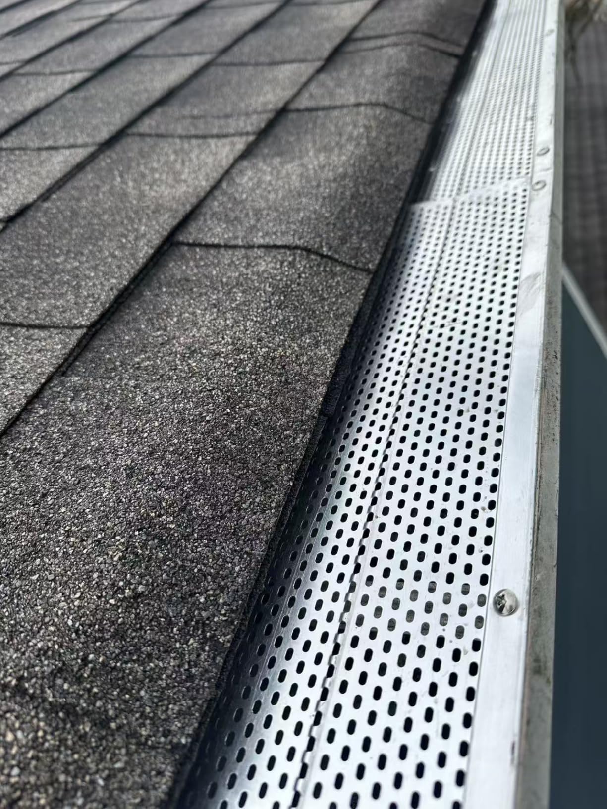 Gutter Guard, 5 inch Aluminum Gutter Guards, 20Pack-80ft, DIY Leaf Guards Protection for Gutters, 5