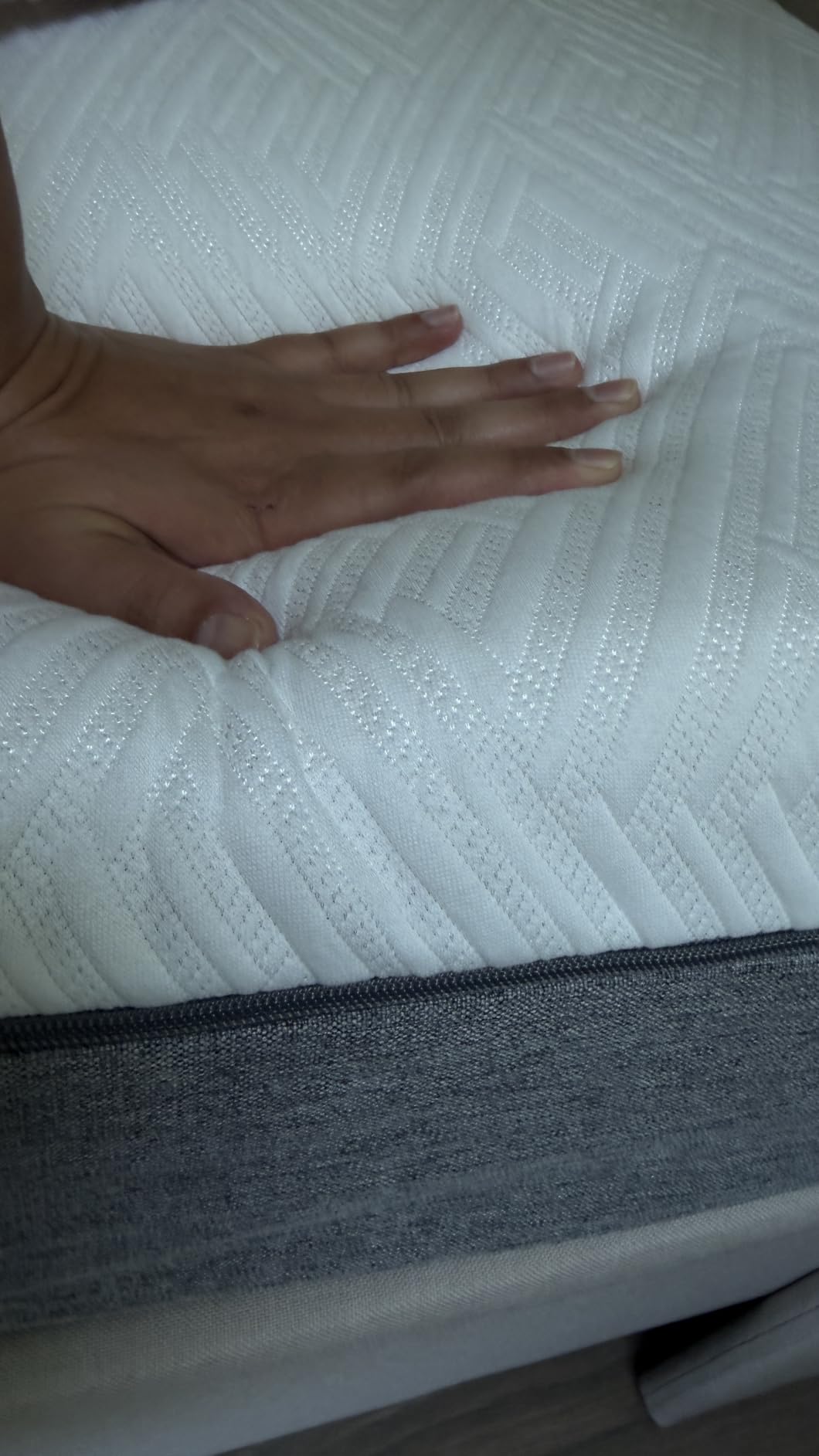 Novilla Bliss Memory Foam Mattress Queen, 10 Inch Gel Queen Mattress customer photo 1