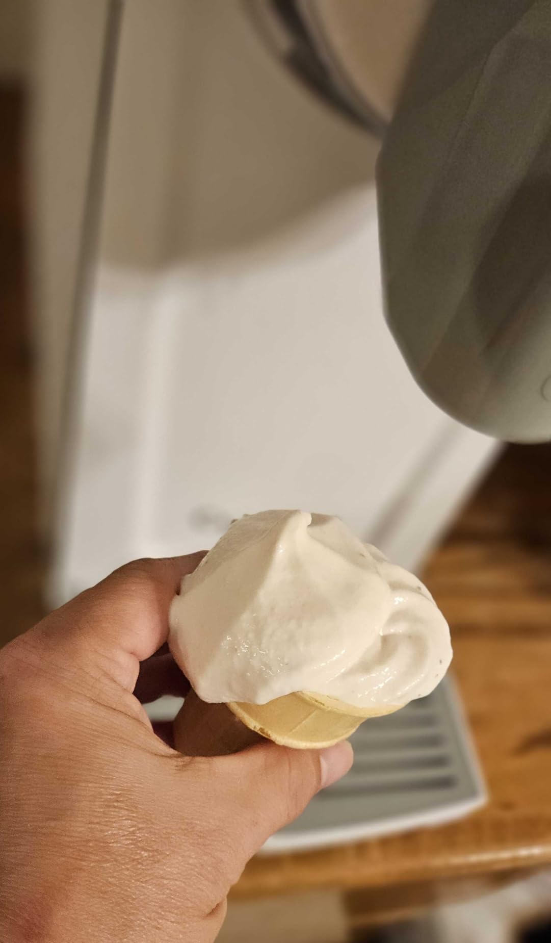 Cuisinart 6-in-1 Slushy & Soft-Serve Maker, Ice Cream Maker Machine Makes Soft-Serve Ice Cream, Slushies, Sorbet and More, Quick-Freeze Chill Technology Maintains Perfect Temperature, ICE-200 customer photo 1