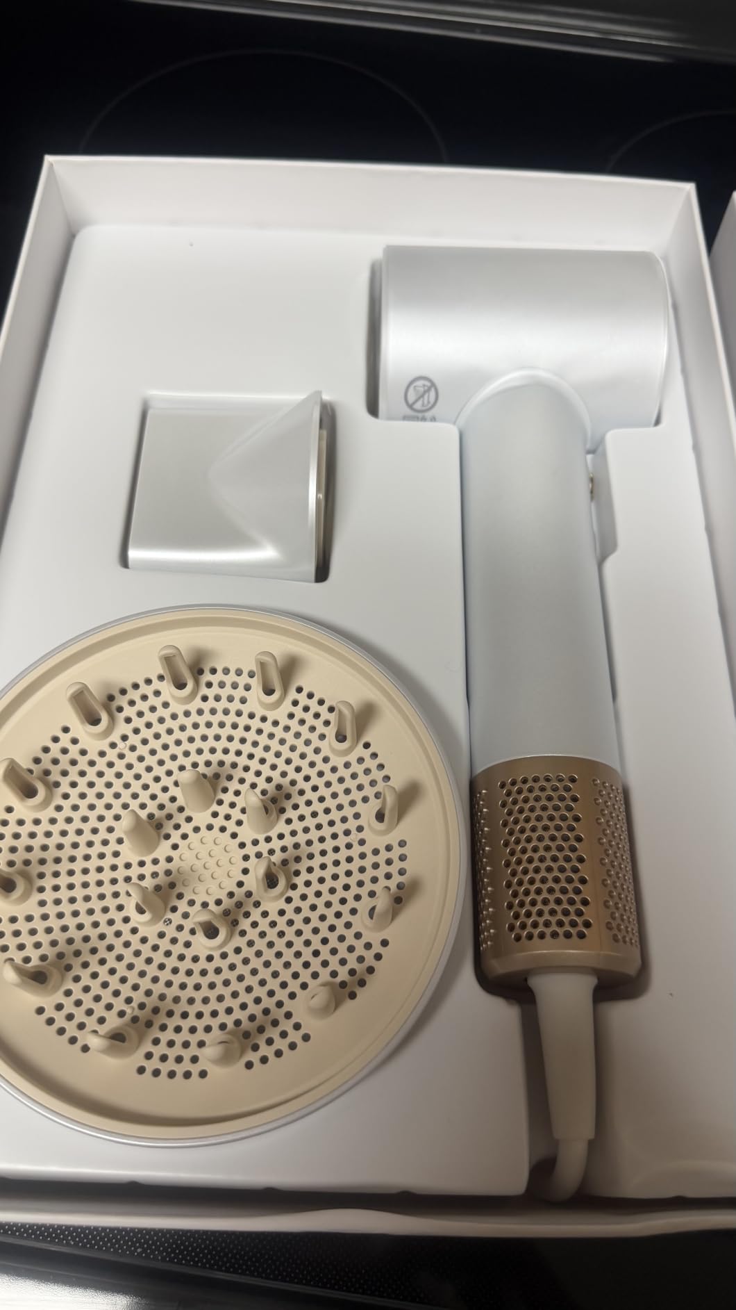 Zibtes High-Speed Hair Dryer with Diffuser, Ionic Blow Dryer (White) customer photo 2