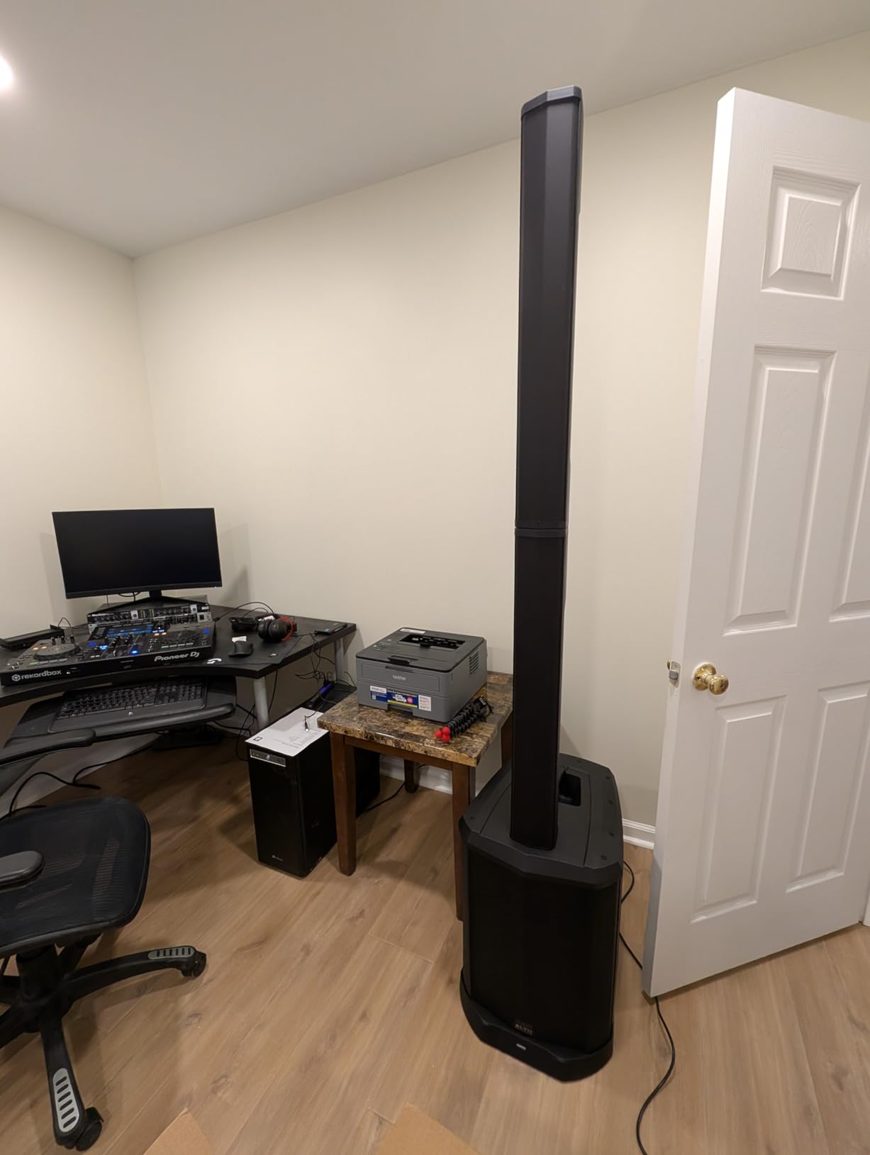 ALTO TS112C 1200W Powered Column Array PA Speaker customer photo 1