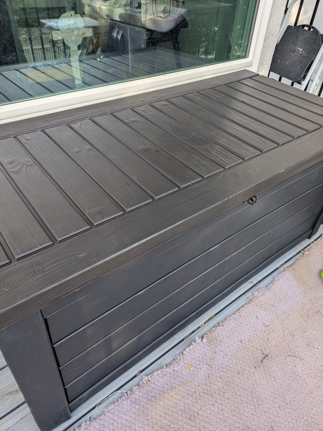 Keter Westwood 150 Gallon Resin Large Outdoor Storage Box for Patio Furniture, Outdoor Cushions, Garden Tools and Pool Floats, Taupe customer photo 1