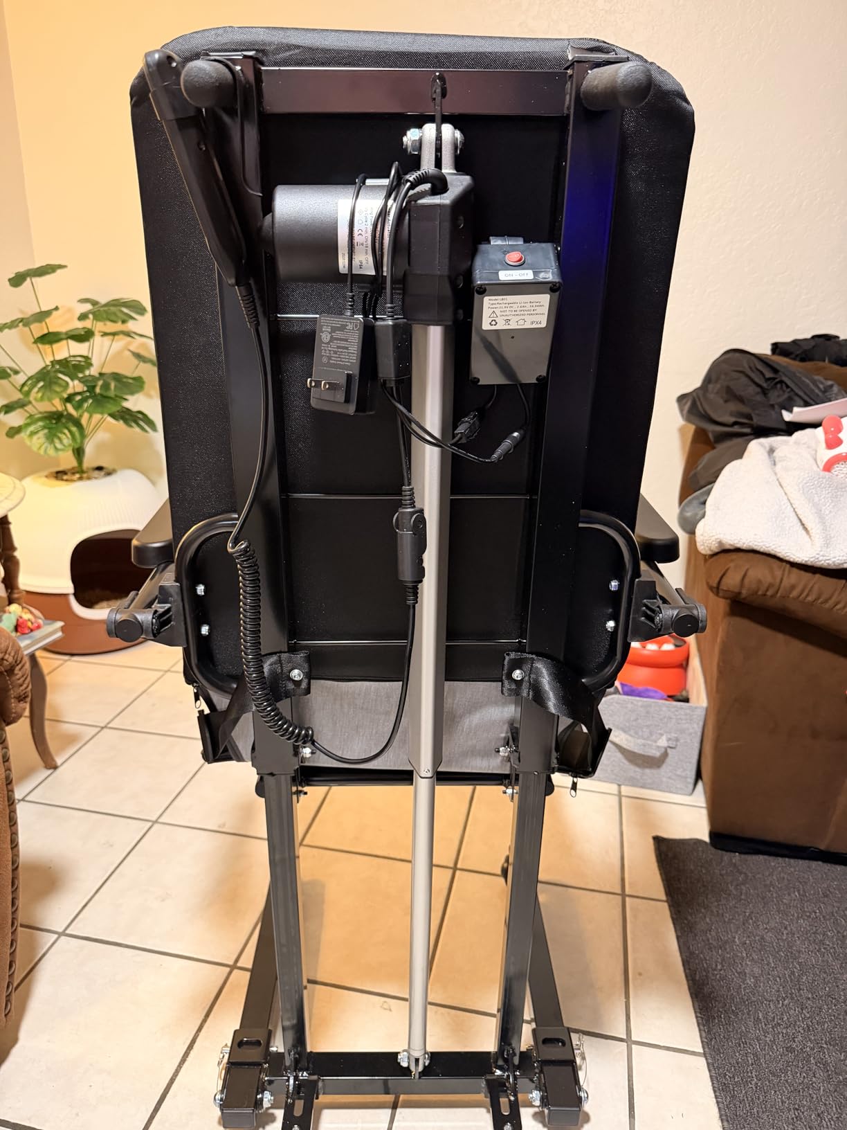 Upgrade Steel Electric Lift Chair with Advanced Wheels and PU Cushion, Floor Lift for Elderly, Support Up to 400 LBS, Safety Seat Belts and Handrails, Suitable for Home or Care Facilities Use, Black customer photo 1