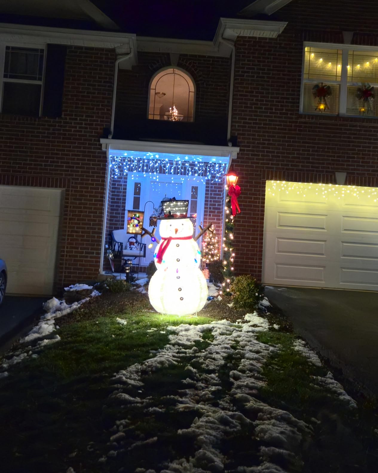 Best Choice Products 3ft Lighted Pop-Up Snowman, Large White Outdoor Christmas Holiday Decoration w/ 100 LED Lights, Hat, Scarf, Multicolored Lights customer photo 2