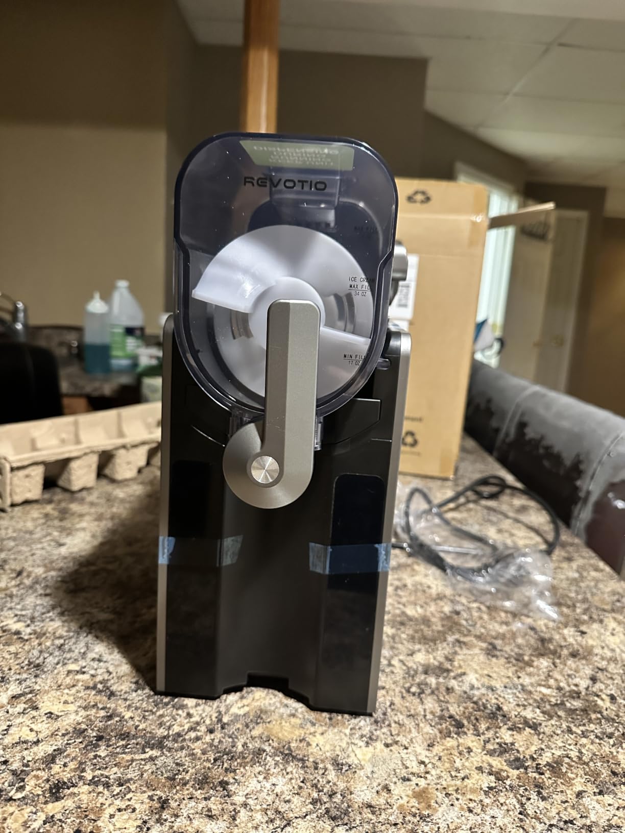Slushie Machine for Home, 88 oz Tank, No Ice Needed, 6 Presets customer photo 1