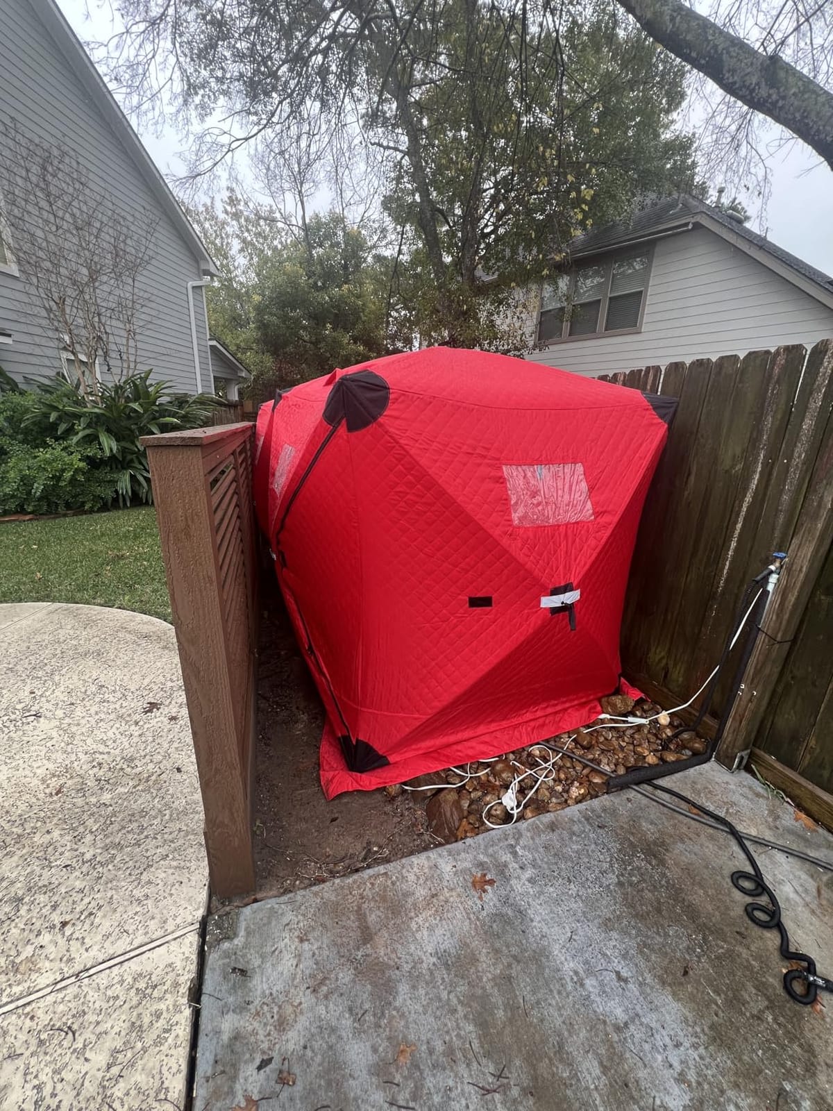 Garvee Pop Up Ice Fishing Tent Insulated Ice Fishing Shelter Portable Hub-Style Shelter Shanty Windproof and Warm, Multiple Sizes for 6-8 Person, Red, 6x11.7x6.6 Ft customer photo 2