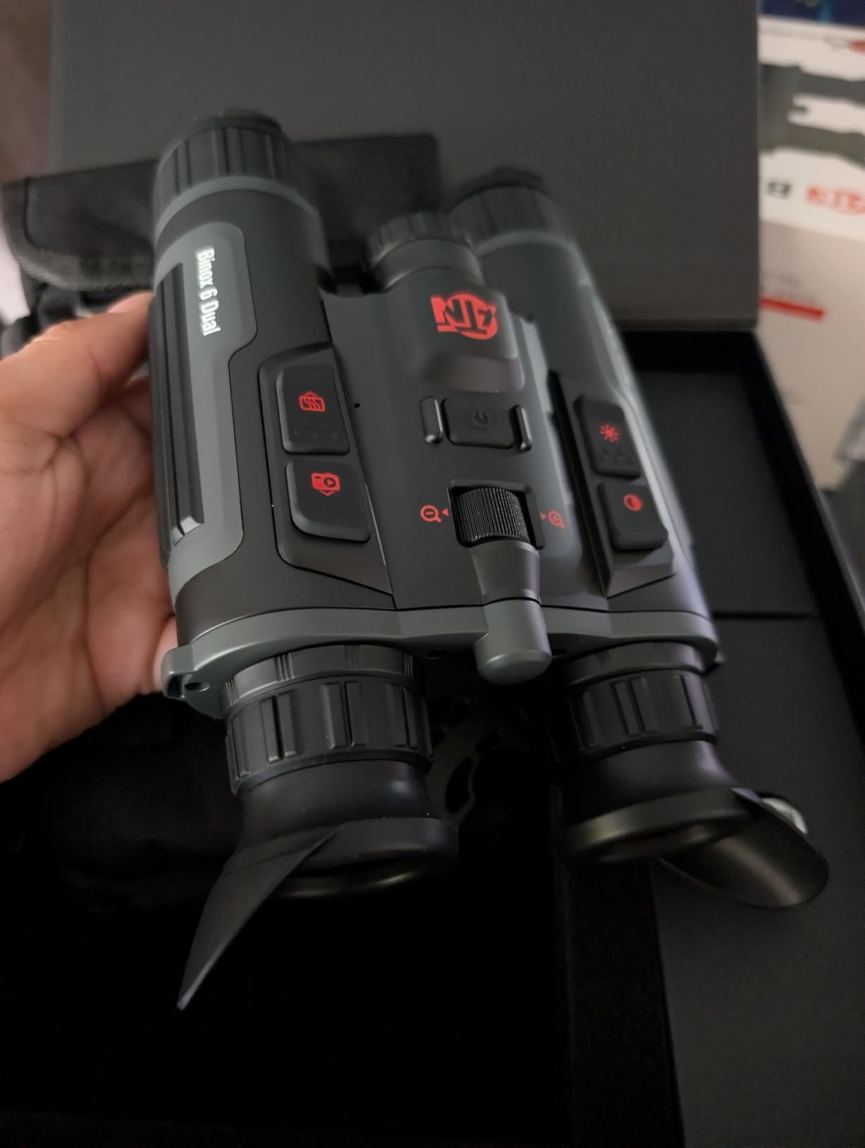 ATN Binox 6 Dual Multispectral Thermal Binoculars, 640×512 Sensor 3-24x, 4-in-1 Day/Night, Thermal & Twilight Vision, SharpIR AI 4K UHD Recording, Built-in LRF and Signature Series Exclusive Bundle customer photo 2