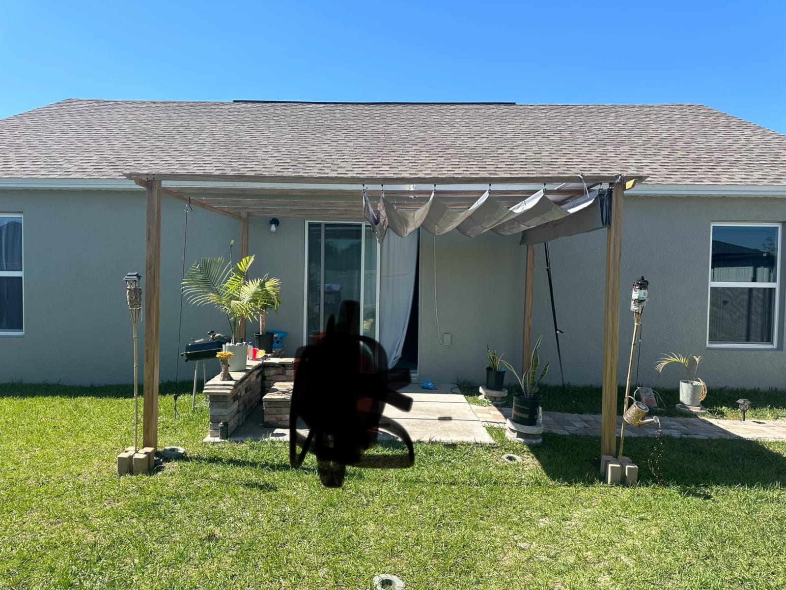 10' X 13' Wood-Grain Retractable Pergola with Sun Shade Canopy, Patio Aluminum Frame Shelter for Backyards, Gardens, Porch, Includes Ground Studs and Expansion Screws (Beige) customer photo 2
