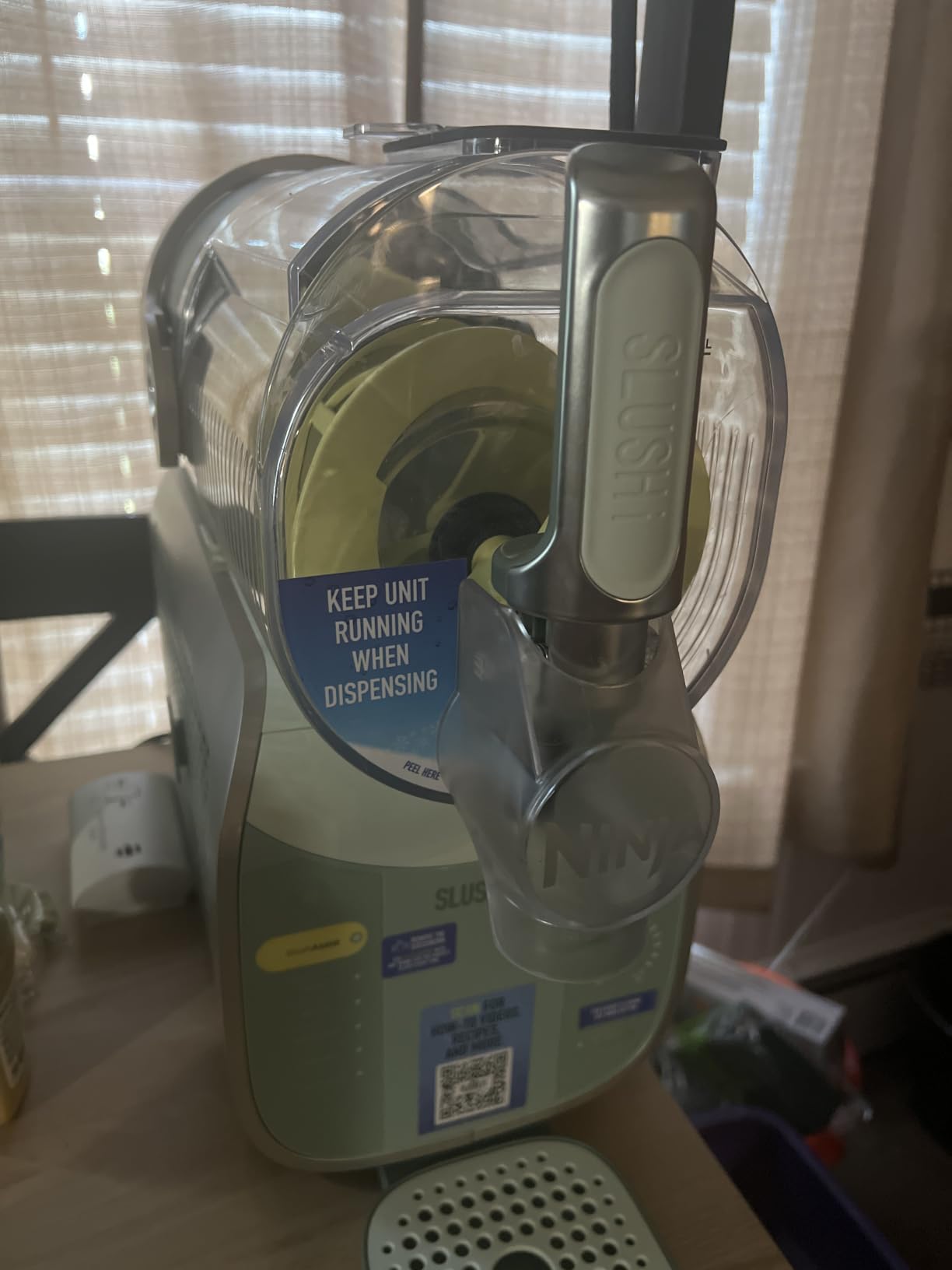 Ninja SLUSHi XL Smart Frozen Drink Maker, 10+ Servings, Green, FS601GN customer photo 2