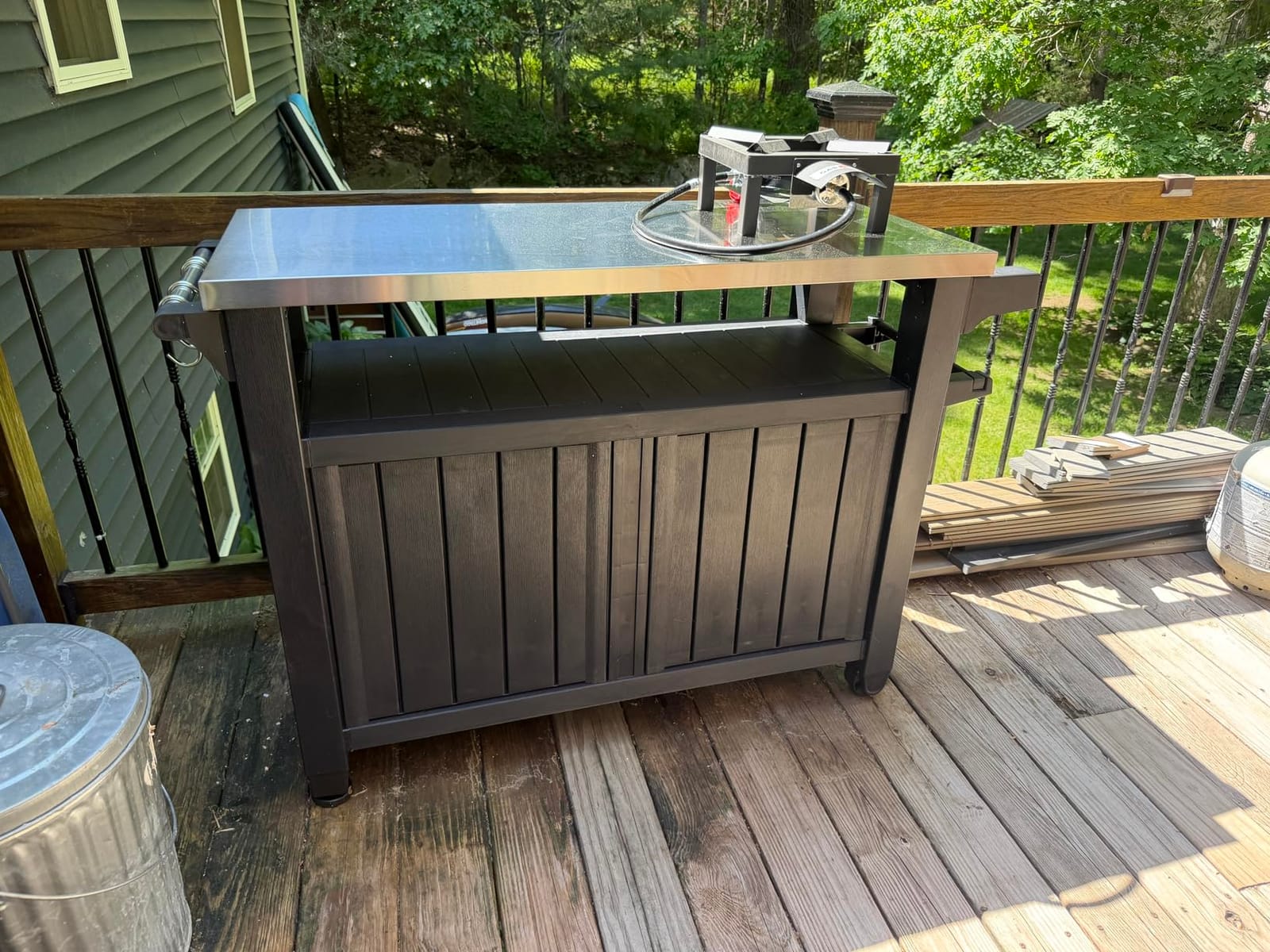 Keter Extendable Outdoor Bar Cart with Hidden Cooler, Storage Drawers & Prep Surface – Mobile Patio Serving Station with Drainage Kit & Hidden Wheels for Backyard, Garden & Poolside Entertaining customer photo 1