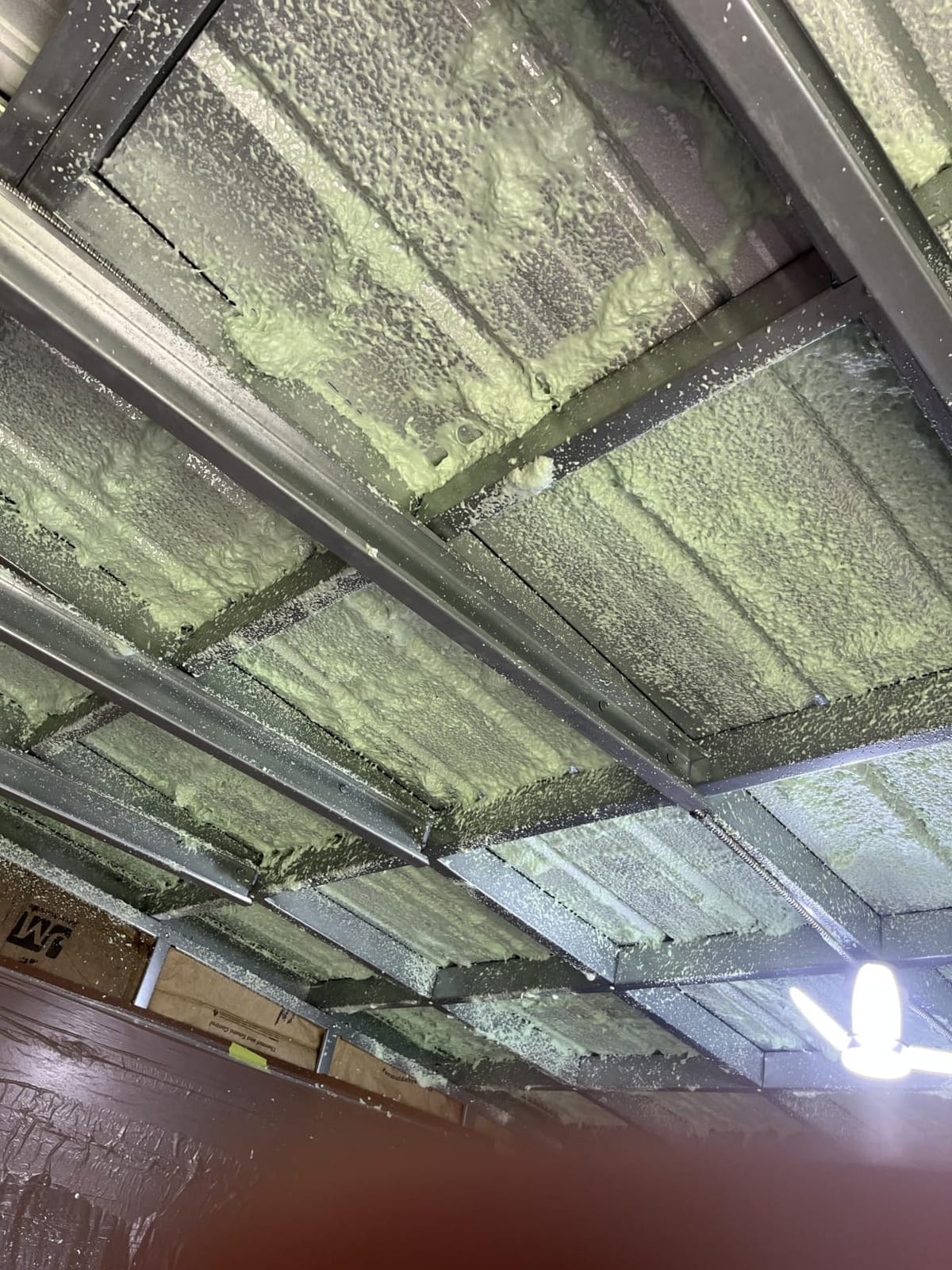 Spray Foam Insulation Kit for Walls & Attic -18 Pack Foam Insulation Spray - 360 Board ft/sq.ft. Heat & Sound Control, Energy Saving, Seal Gaps & Cracks Complete Kit with 2 Gun, Cleaner & Safety Gear customer photo 2