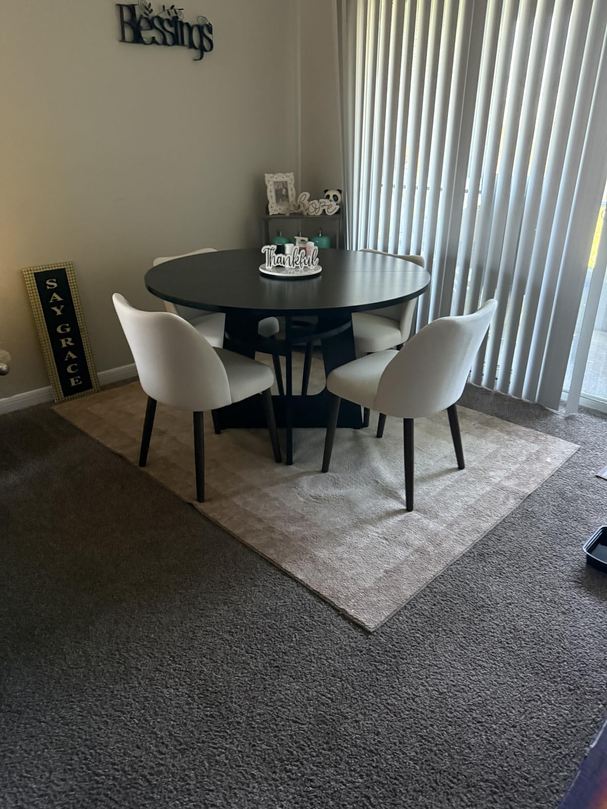 COLAMY Upholstered Dining Chairs Set of 4, Modern Kitchen & Dining Room Chairs with Curved Back, Fabric Padded Seat and Solid Wood Legs, Side Chairs for Restaurant, Cafe & Home, Beige customer photo 1
