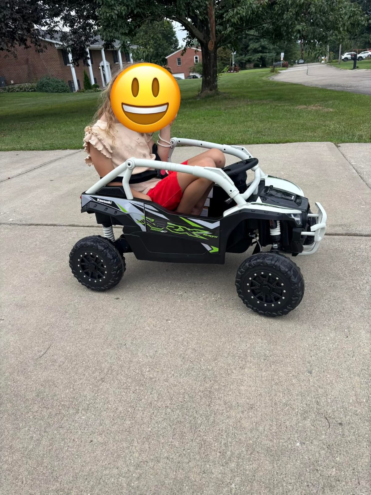 24V Licensed Kawasaki Teryx KRX UTV with Remote Control for Kids customer photo 1