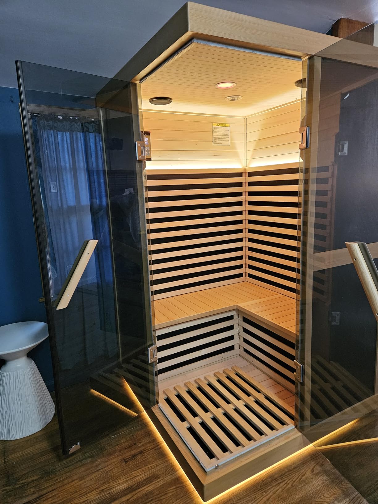 Outdoor Traditional Sauna 4-6 Person 9KW Steam Saunas Barrel customer photo 2