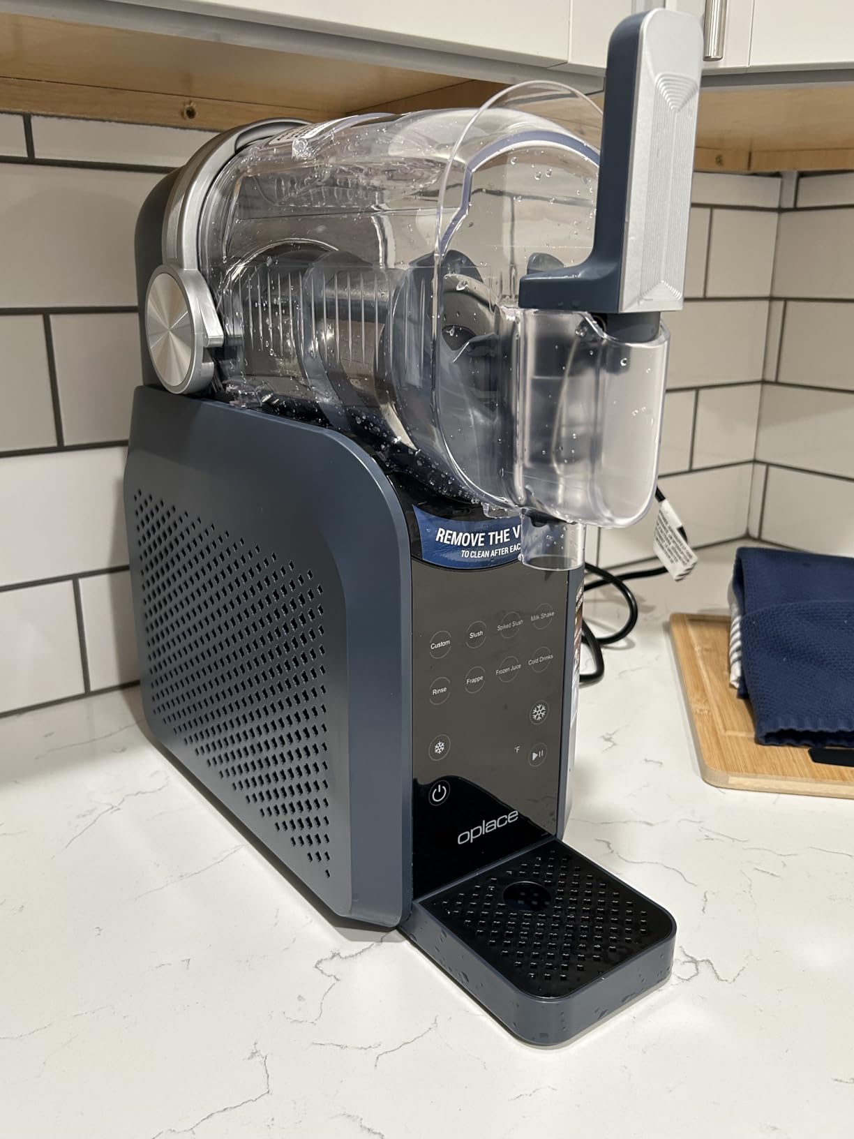 7-in-1 Slushie Machine & Soft Serve Ice Cream Maker,88oz with No Ice Needed,Slushy Machie for Home,Frozen Drink,Margarita,Cocktail,Daiquiri,Frappe,Milkshake,and More Smoothie customer photo 1