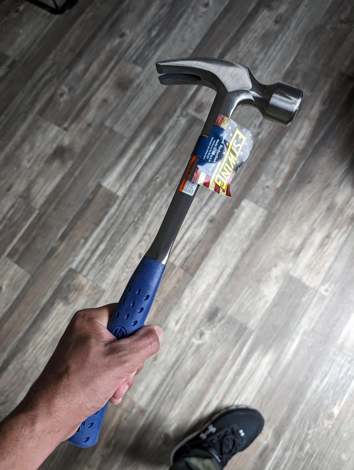 ESTWING Framing Hammer, 22oz Long Handle Straight Rip, Milled Face, E3-22SM customer photo 1
