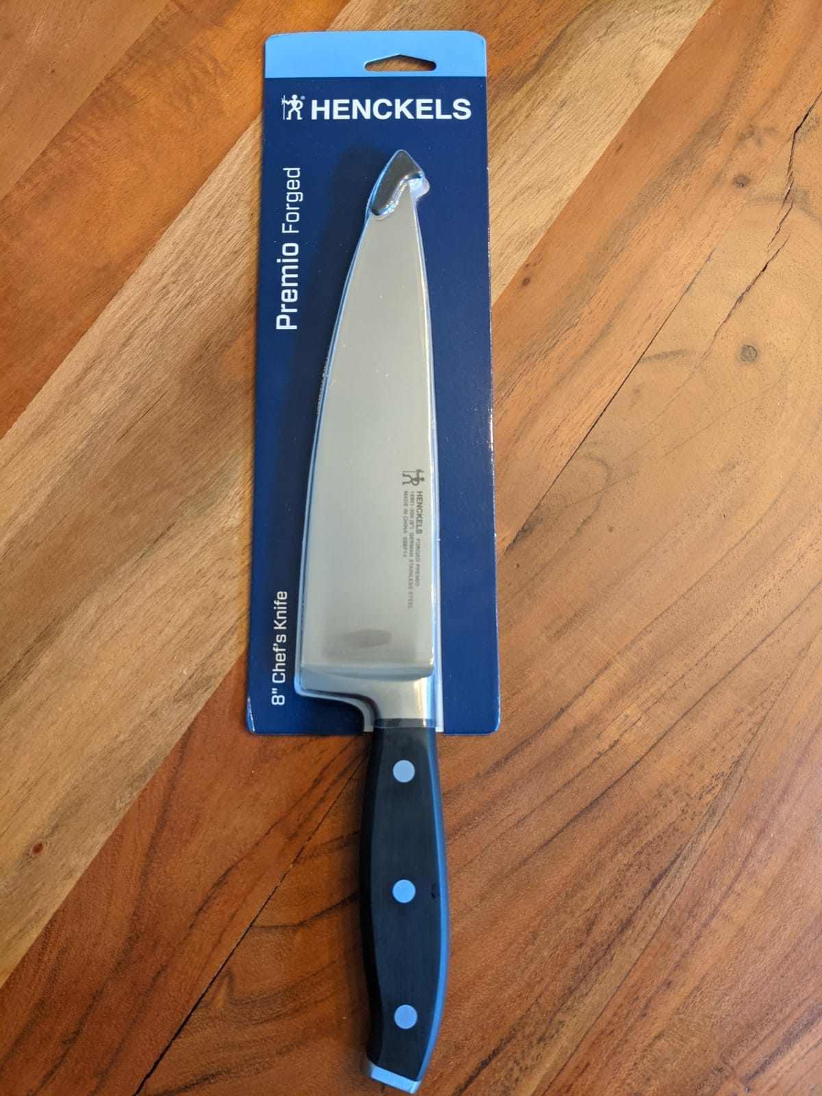 HENCKELS Forged Premio Razor-Sharp 8-Inch Chef Knife, Black, German Engineered Informed by 100+ Years of Mastery customer photo 1