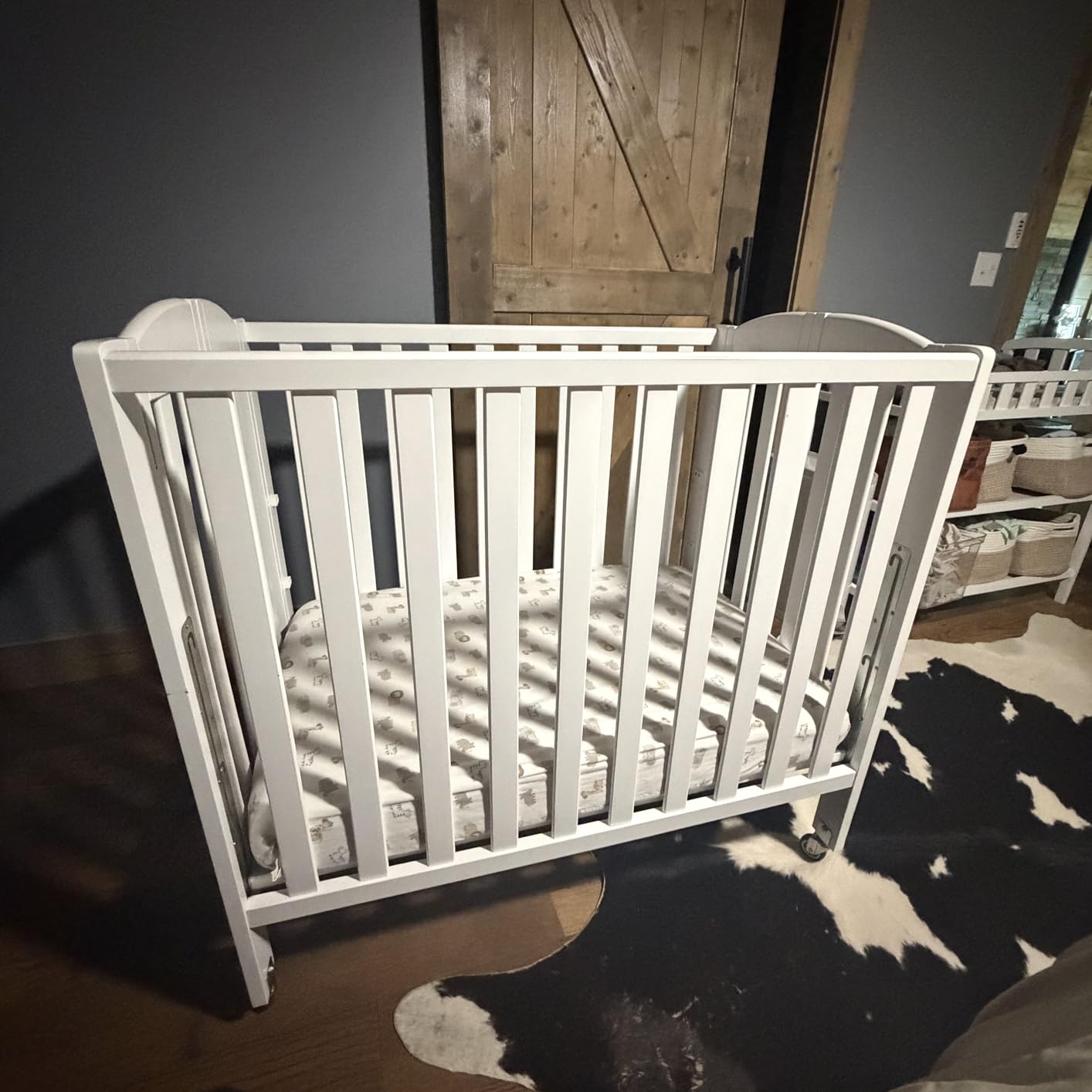 Dream On Me Mini Folding 3-in-1 Portable Baby Crib, Sturdy Locking Wheels customer photo 2