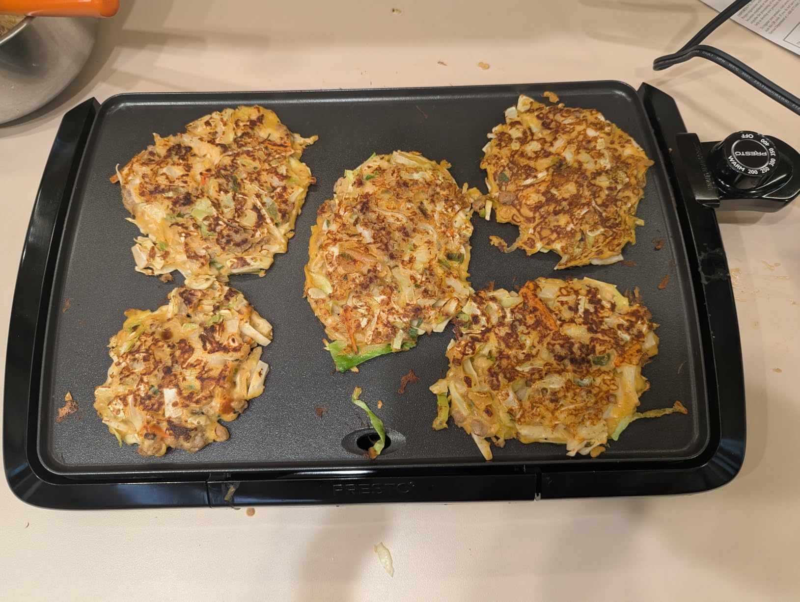 Presto 07047 16-Inch Cool Touch Electric Griddle customer photo 2
