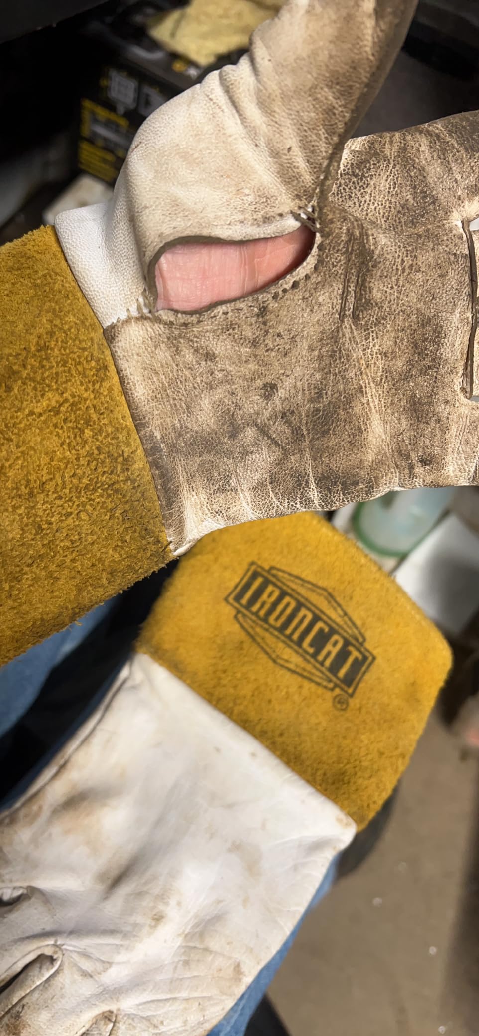 IRONCAT 6141 Kidskin TIG Welding Gloves – Large, Kevlar Thread Welding Gloves with 4 in. Gold Cuff, Straight Thumb, Pearl, Natural customer photo 1