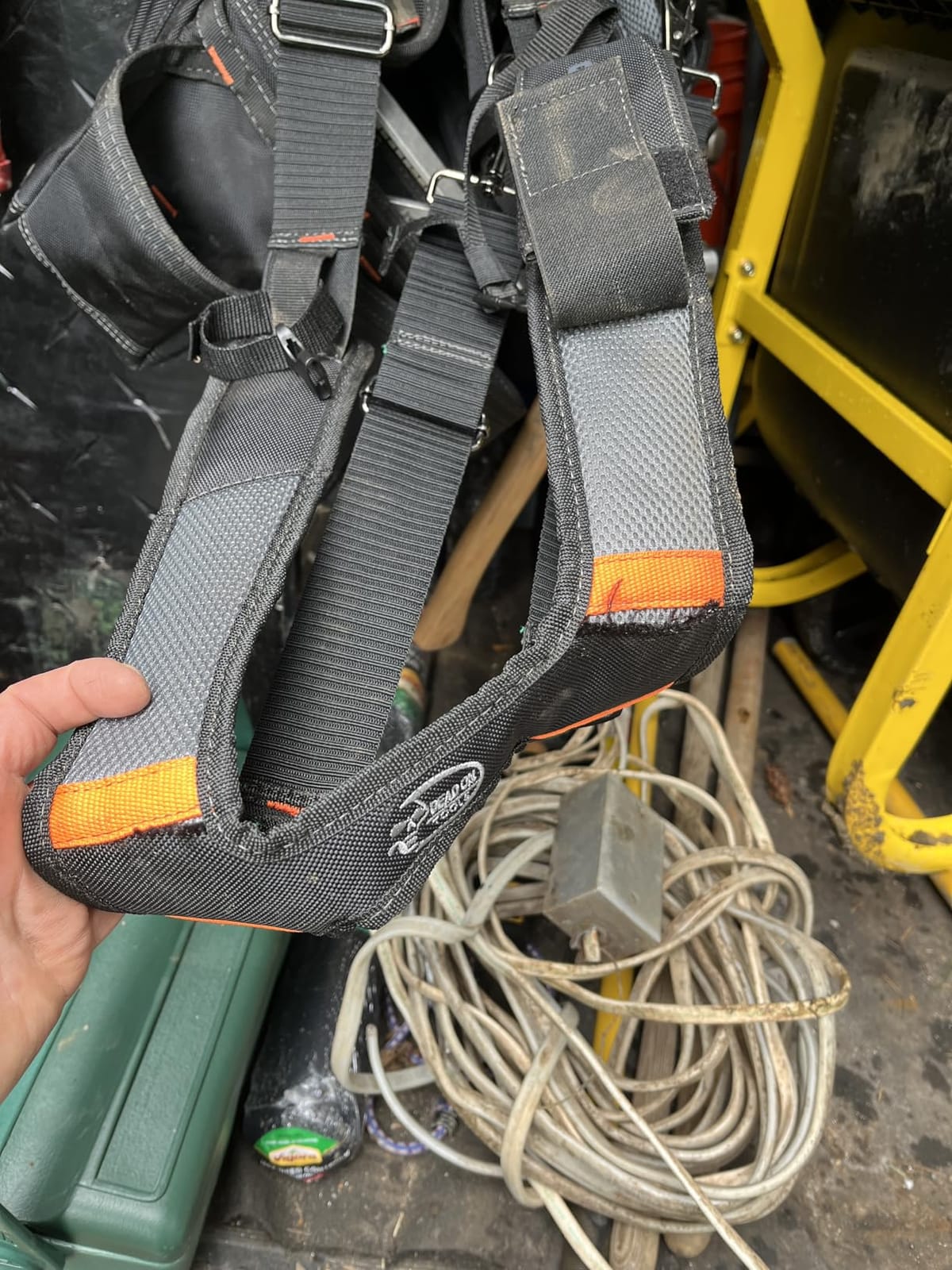 Dead On Tools - 1680 Denier Poly Carpenter’s Tool Belt with Suspenders (HDP400945) , Black customer photo 1