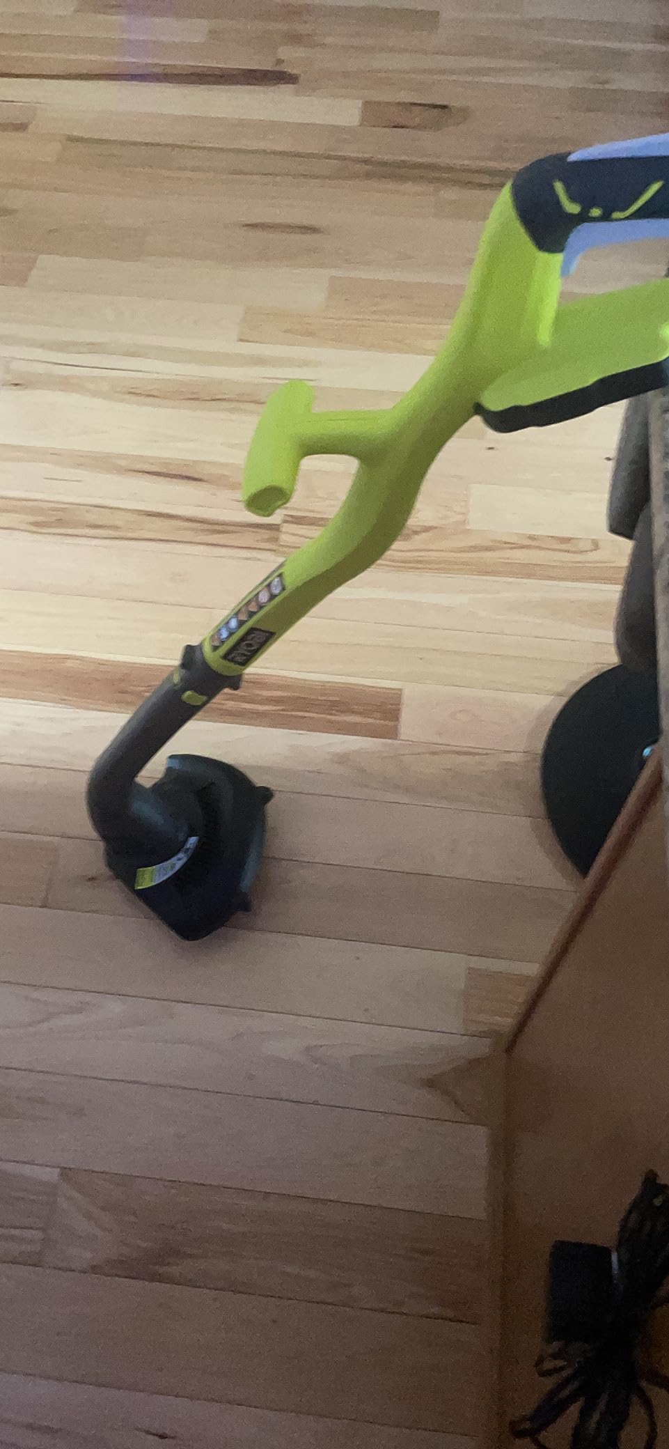 Ryobi One+ 18-Volt Lithium-ion Cordless Electric String Trimmer and Edger customer photo 1