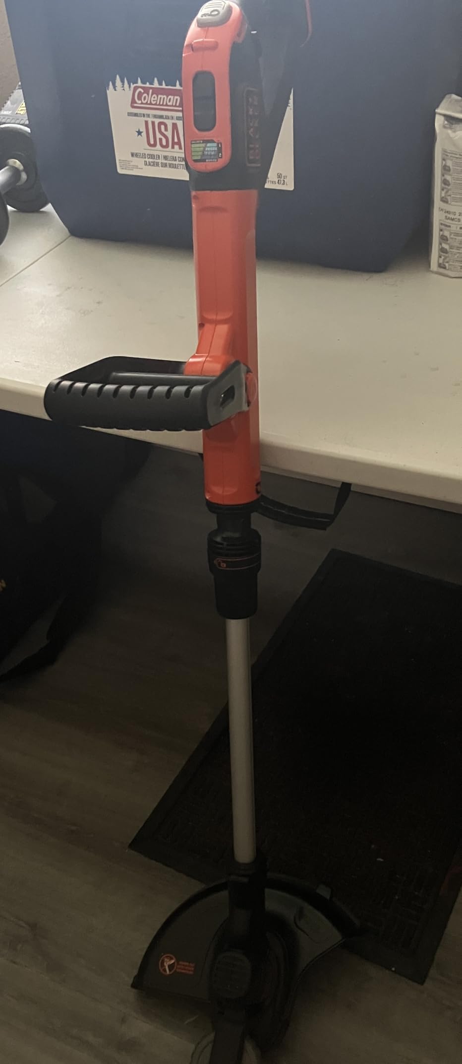BLACK+DECKER 20V* MAX String Trimmer and Edger, EASYFEED Weed Wacker, 12 Inch Cutting Width, 2 Speed Control Weed Eater, (1) Battery and Charger Included (LSTE523) customer photo 2