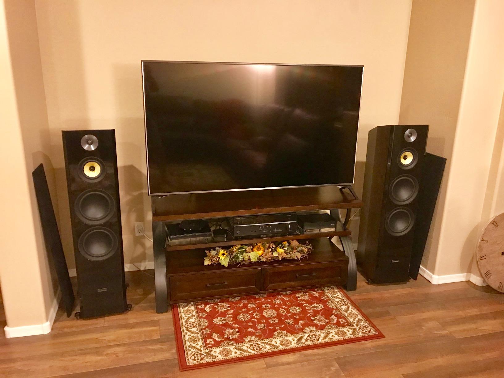 Fluance Signature HiFi 3-Way Floorstanding Tower Speakers with Dual 8