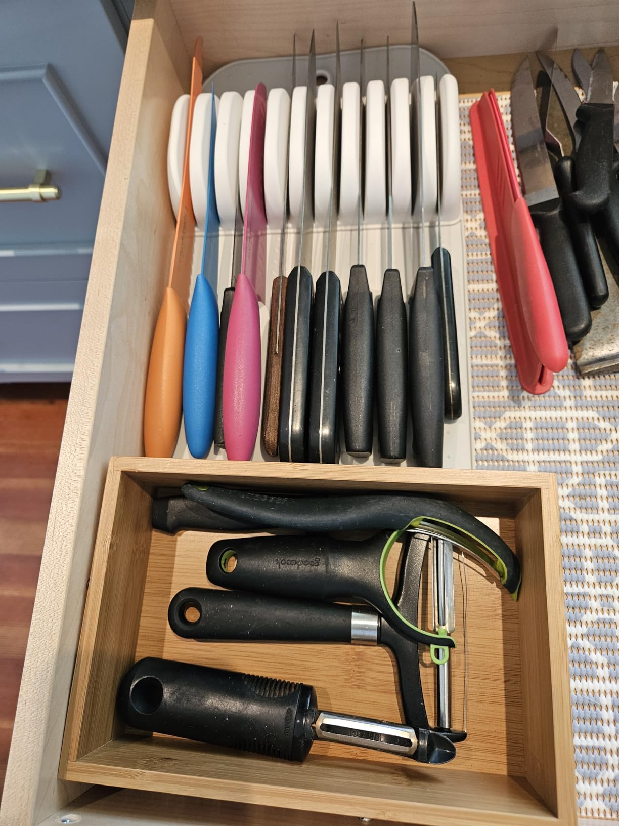 madesmart Classic In Drawer Knife Organizer, 11 Knives customer photo 1