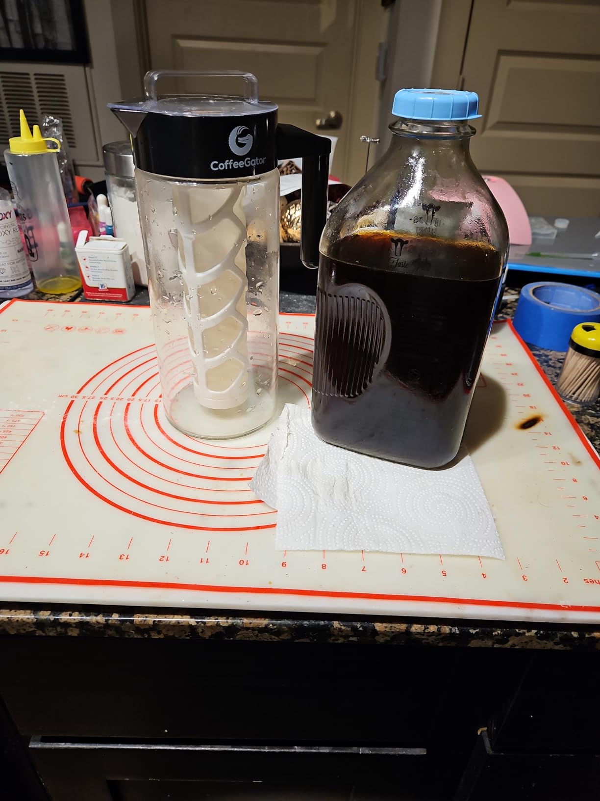 Coffee Gator Cold Brew Coffee Maker, 47oz BPA Free Airtight Leakproof Lid customer photo 2