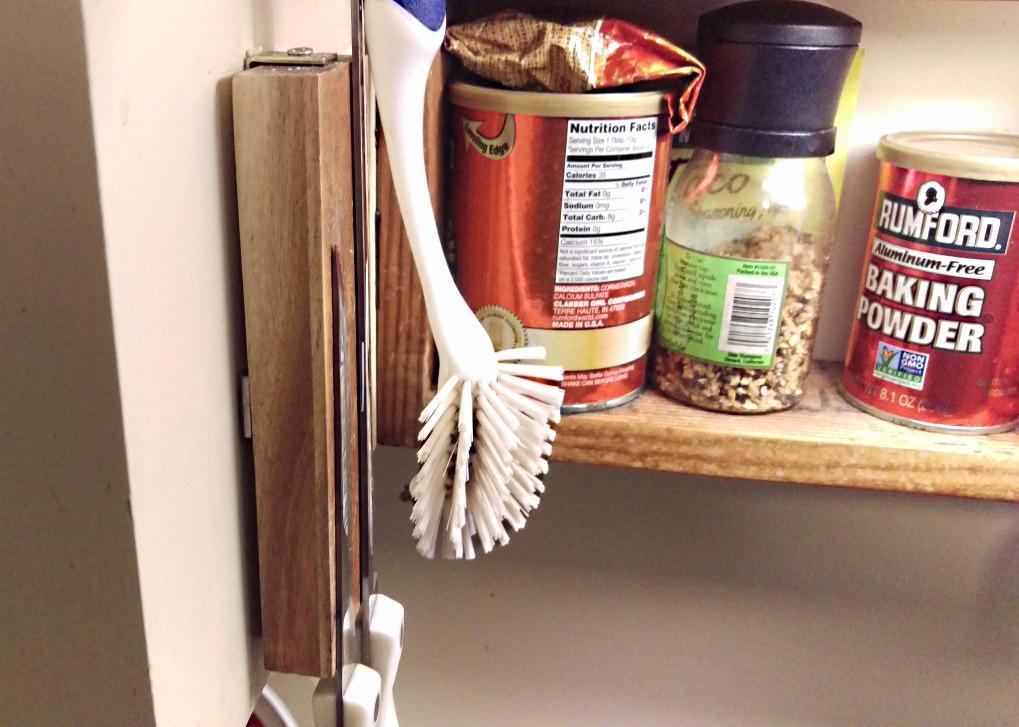 hecef 6 Inch (15 cm) Magnetic Knife Strip, Acacia Wood Knife Holder for Storing All Kinds of Metal Items, Brown customer photo 2