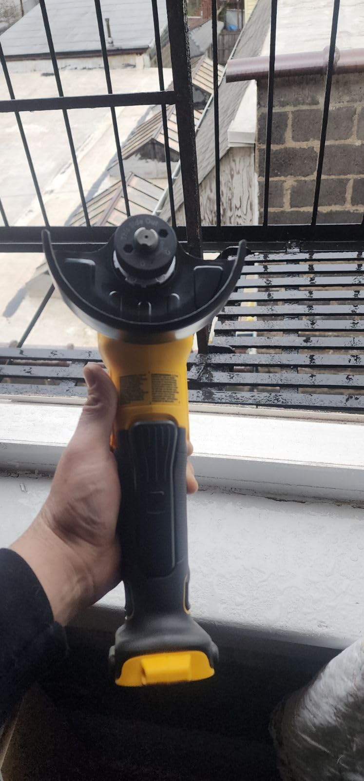 DEWALT 20V MAX* Angle Grinder Tool Cordless Brushless, 4 1/2 Inch, with Paddle Switch and Kickback Brake, Tool Only (DCG413B) customer photo 2