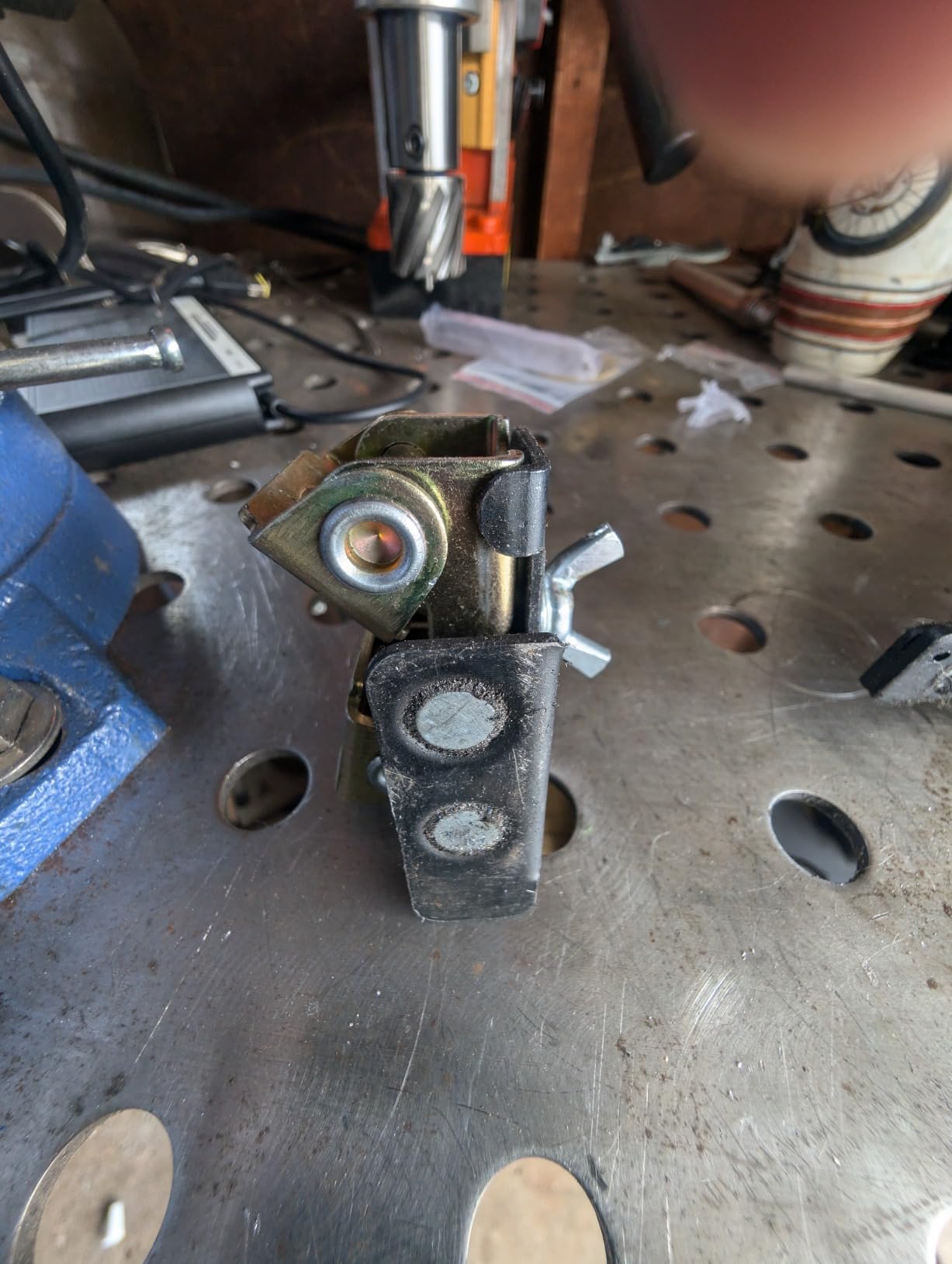 Strong Hand Tools, Grasshopper Magnetic Welding Finger, Brass Tip, Spring Loaded Arm, Adjustable Length, Anti-Tipping Bolt, Magnetic Pull Force: 35 lbs, AGH230 customer photo 2