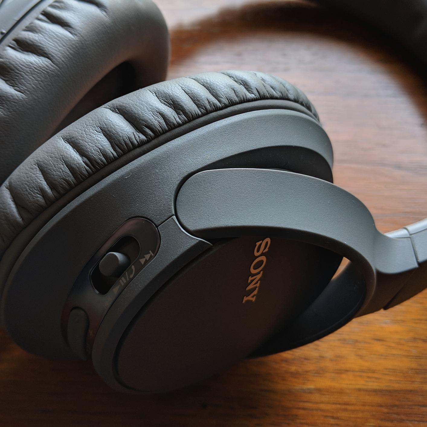 Sony CH700N Wireless Bluetooth Noise Cancelling Headphones - WH-CH700N/H (Renewed) customer photo 1