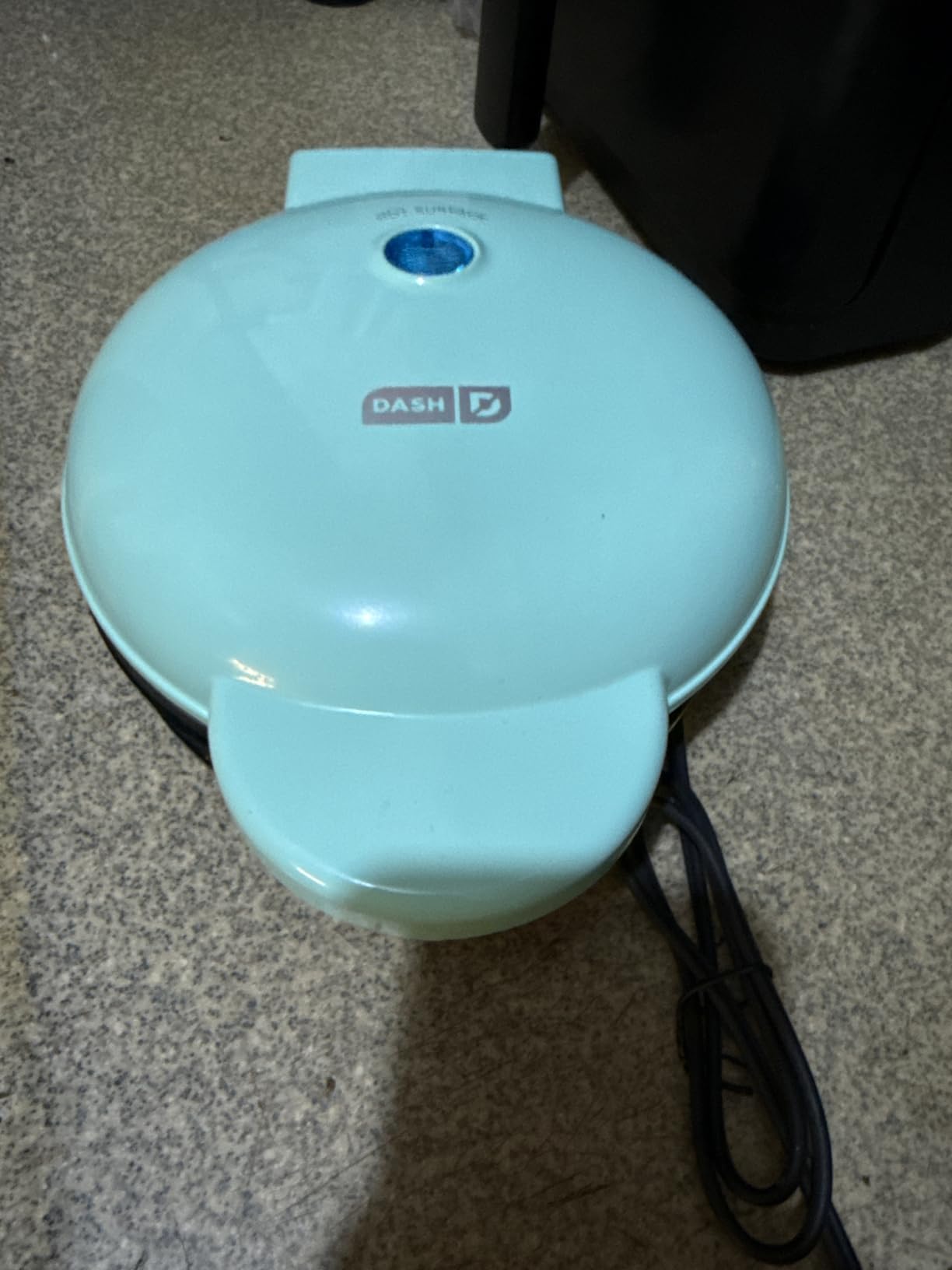 Dash Round Express Electric - Pancake Maker & Eggs Griddle System - Healthy Breakfast Maker - Quick Heat-Up & Easy Cleanup - nonstick surface - Aqua customer photo 2