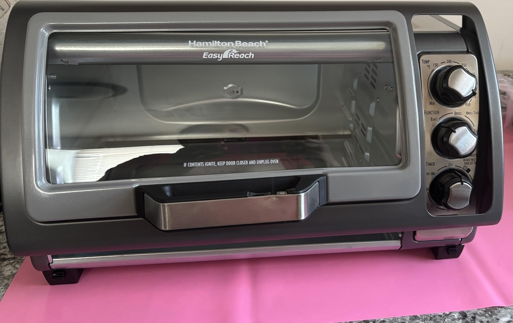 Hamilton Beach Easy Reach 6 Slice Countertop Convection Toaster Oven customer photo 1
