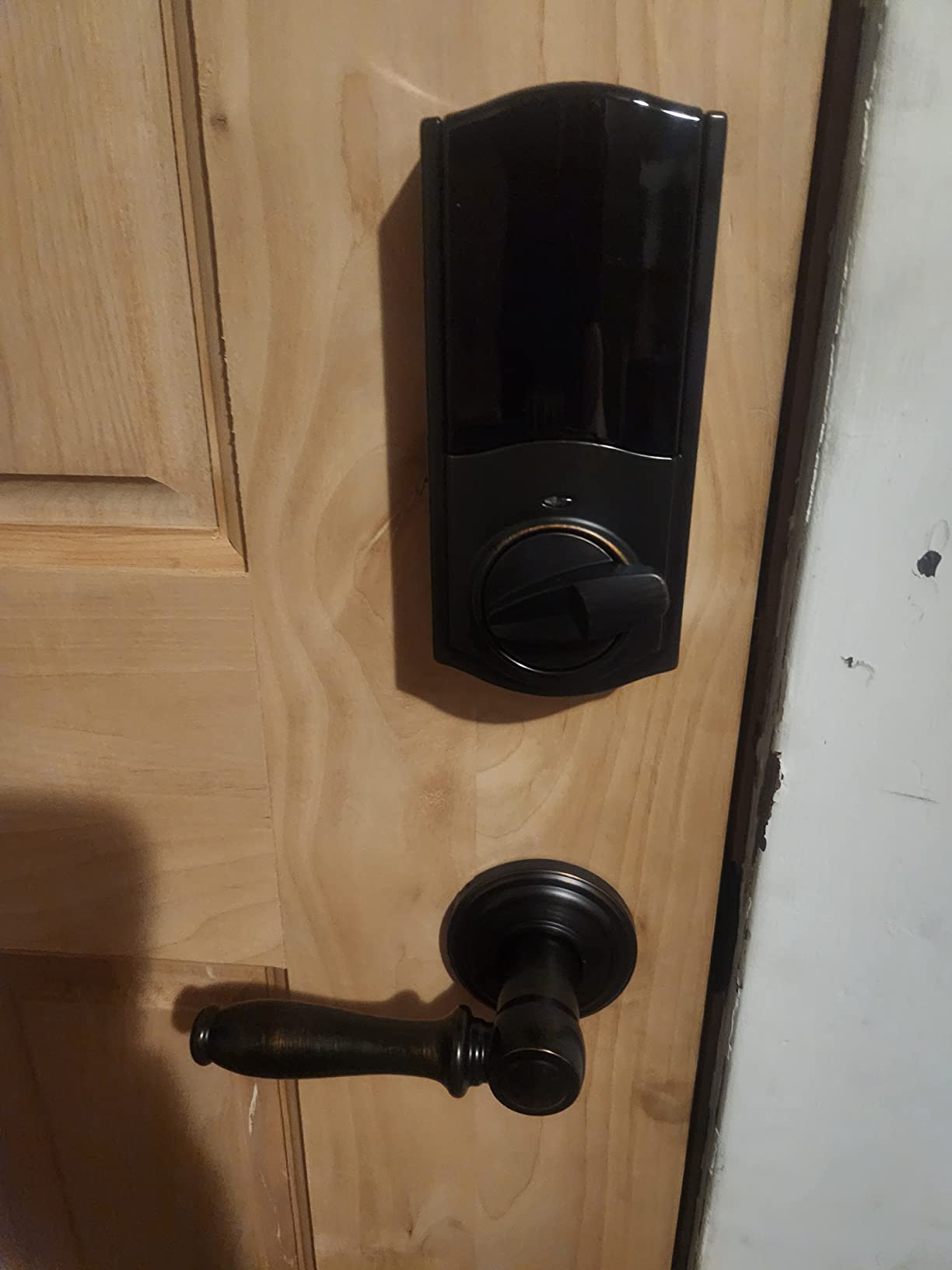 Kwikset 99160-020 SmartCode 916 Z-Wave Plus Touchscreen Deadbolt Satin Nickel customer photo 2