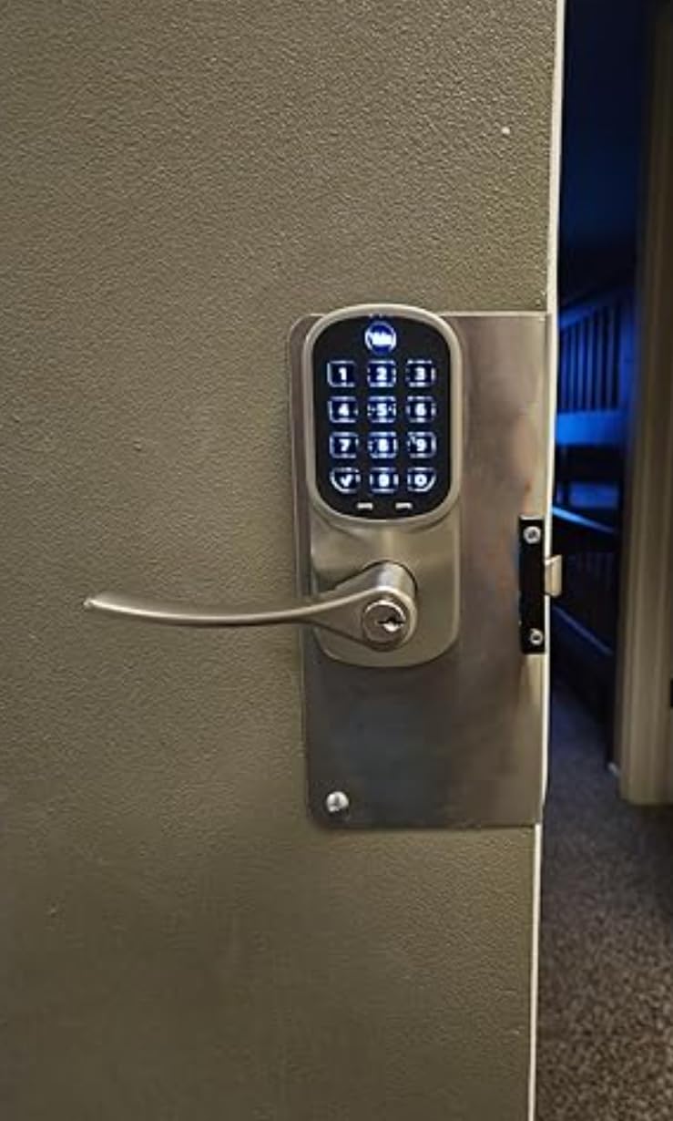 Yale Security Assure Lever - Z-Wave Smart Door Lever for Keyless Access (for Doors with no deadbolt) - Works with Ring Alarm, Samsung SmartThings and More -Satin Nickel - YRL216-ZW2-619 customer photo 2