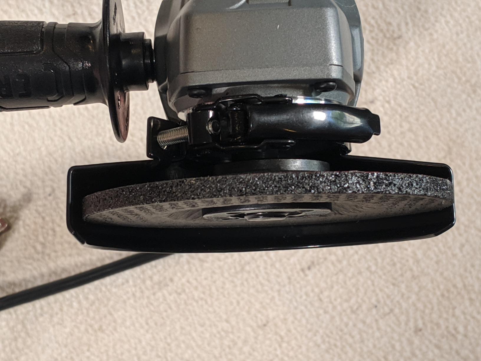 CRAFTSMAN Small Angle Grinder Tool 4-1/2 inch, 6 Amp, 12,000 RPM, Corded (CMEG100) customer photo 1