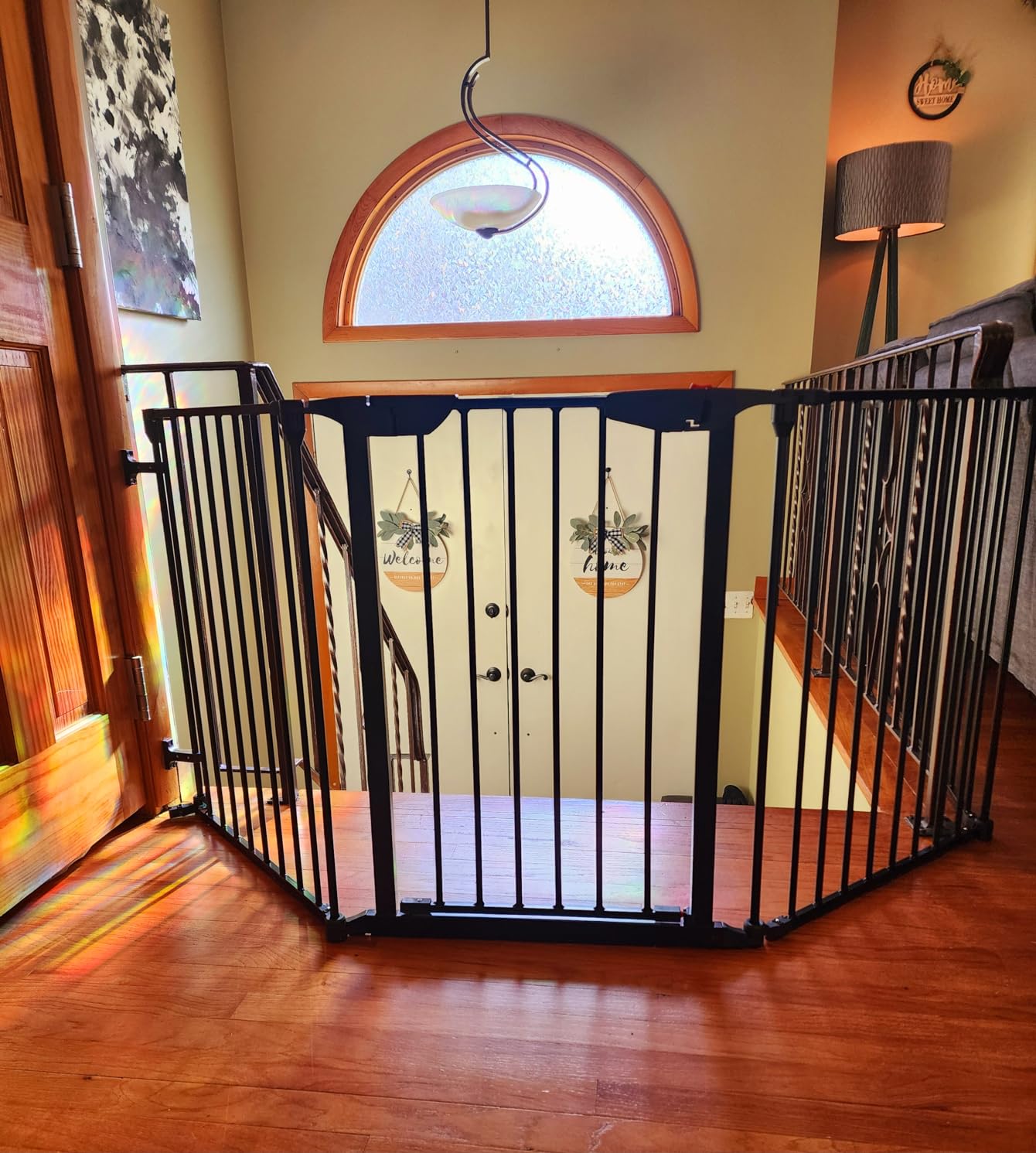 Bonnlo 134 Inches Wide Configurable Baby Gate, Fireplace Safety Fence/Guard, Adjustable 5-Panel Metal Play Yard for Toddler/Pet/Dog, Christmas Tree Fence, Includes 4 Pack of Wall Mounts, Black customer photo 2